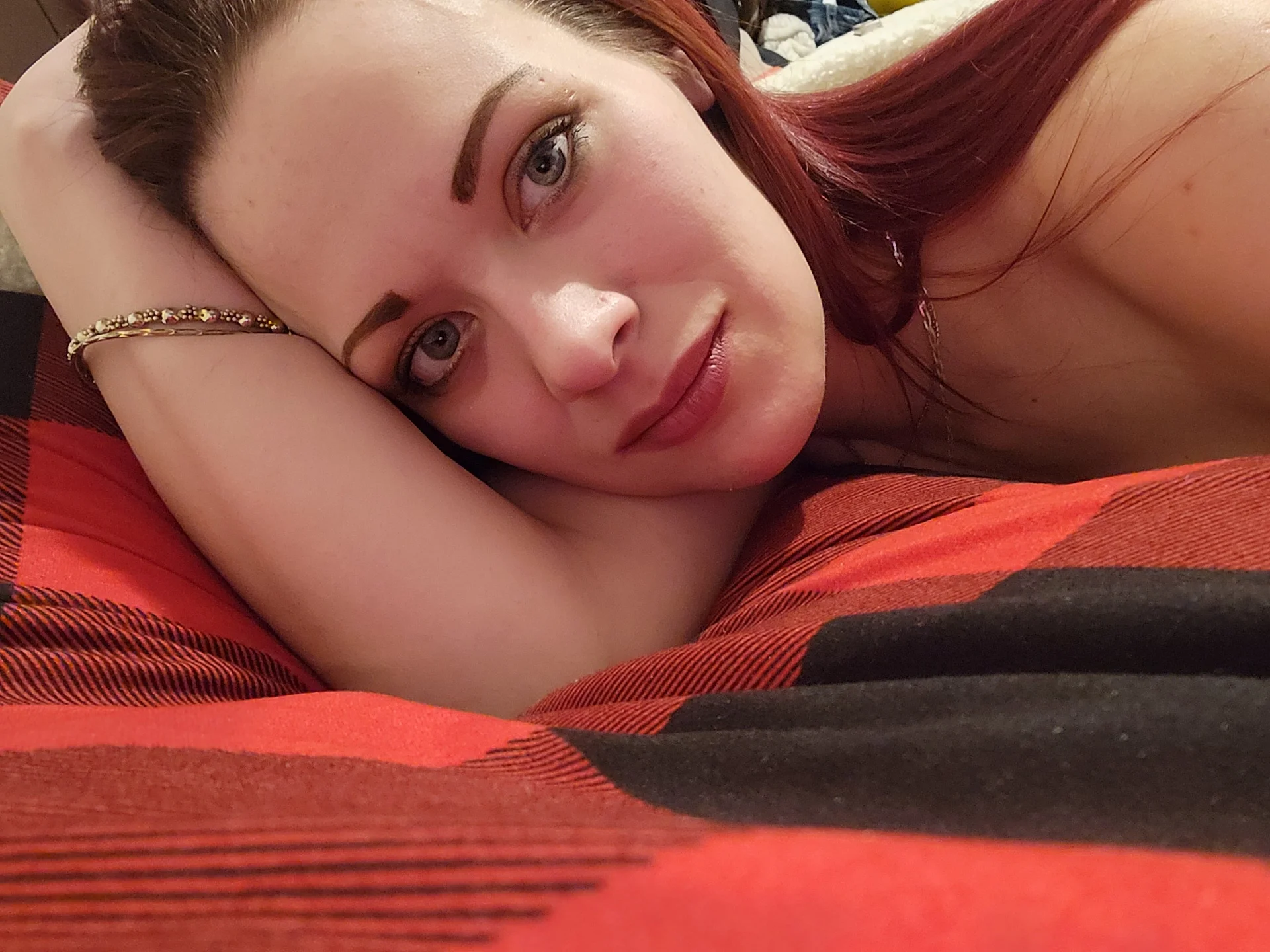 XXX Porn Photo of Nude Ariya_Sinz_XoXo 2