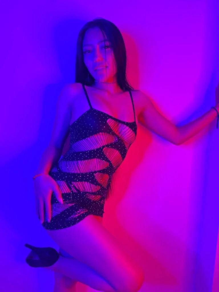 XXX Porn Photo of Nude hazel_lee_ross 2