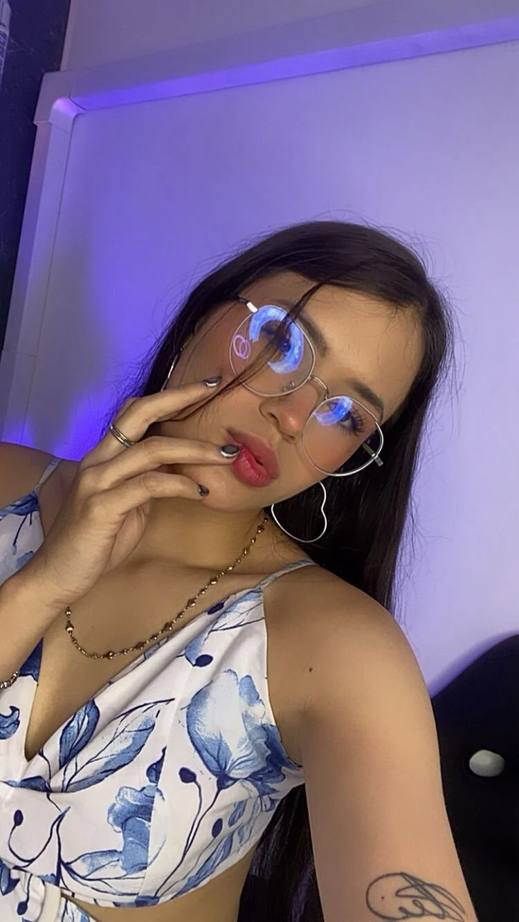 XXX Porn Photo of Nude Megan_Danbury 4