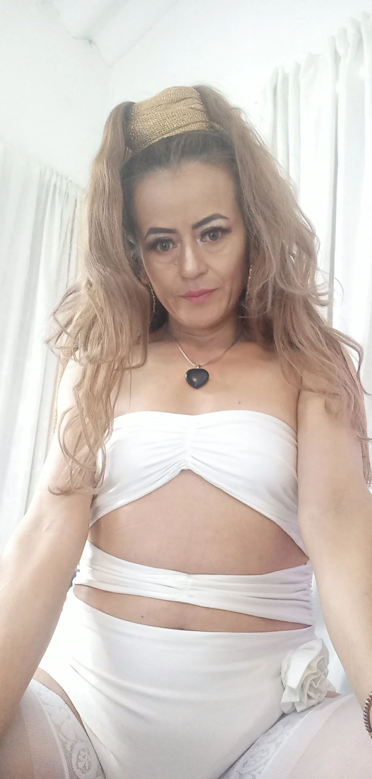 XXX Porn Photo of Nude magenta_maturr 174