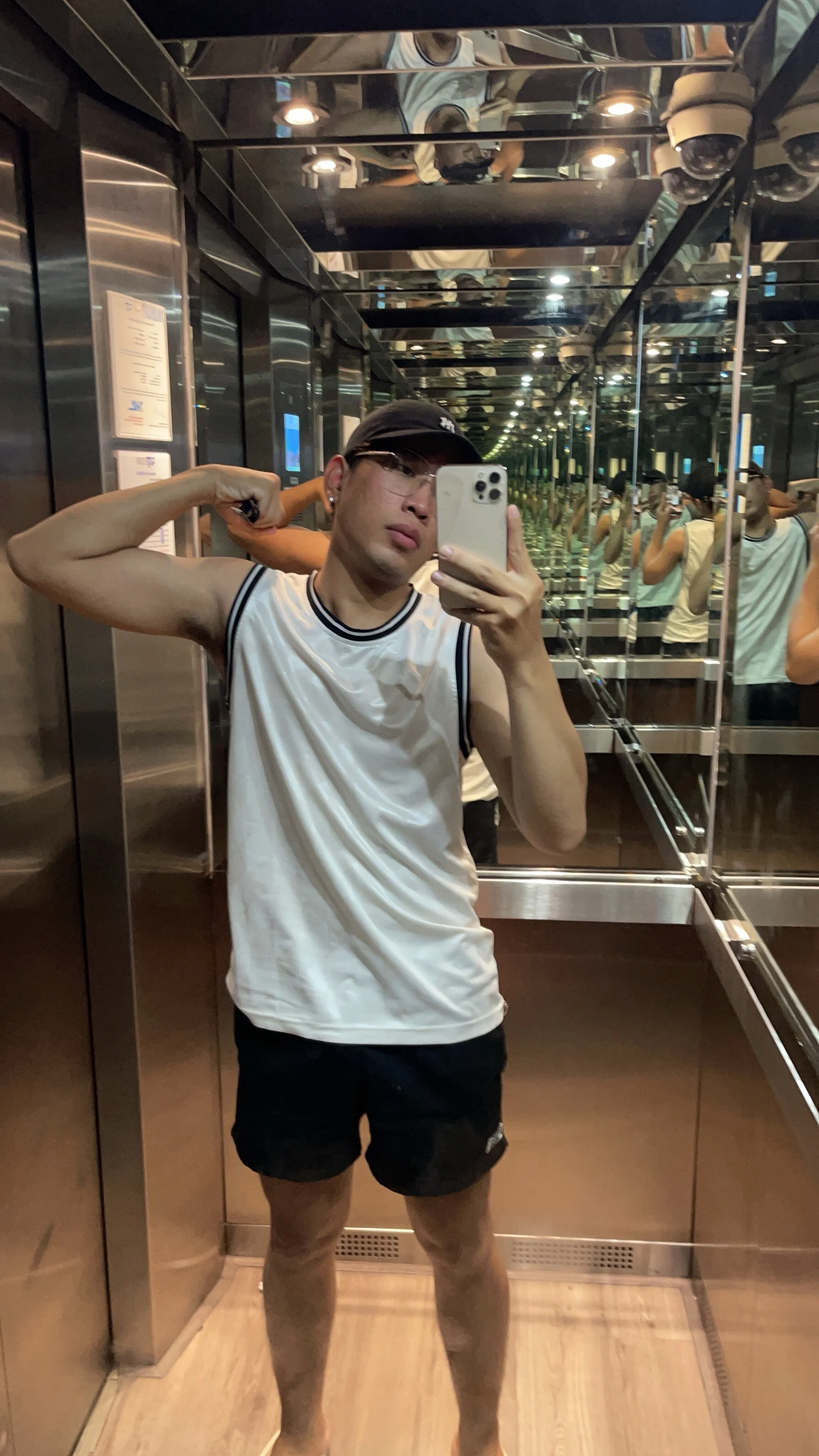 XXX Porn Photo of Nude CoaZh_BigP18 3