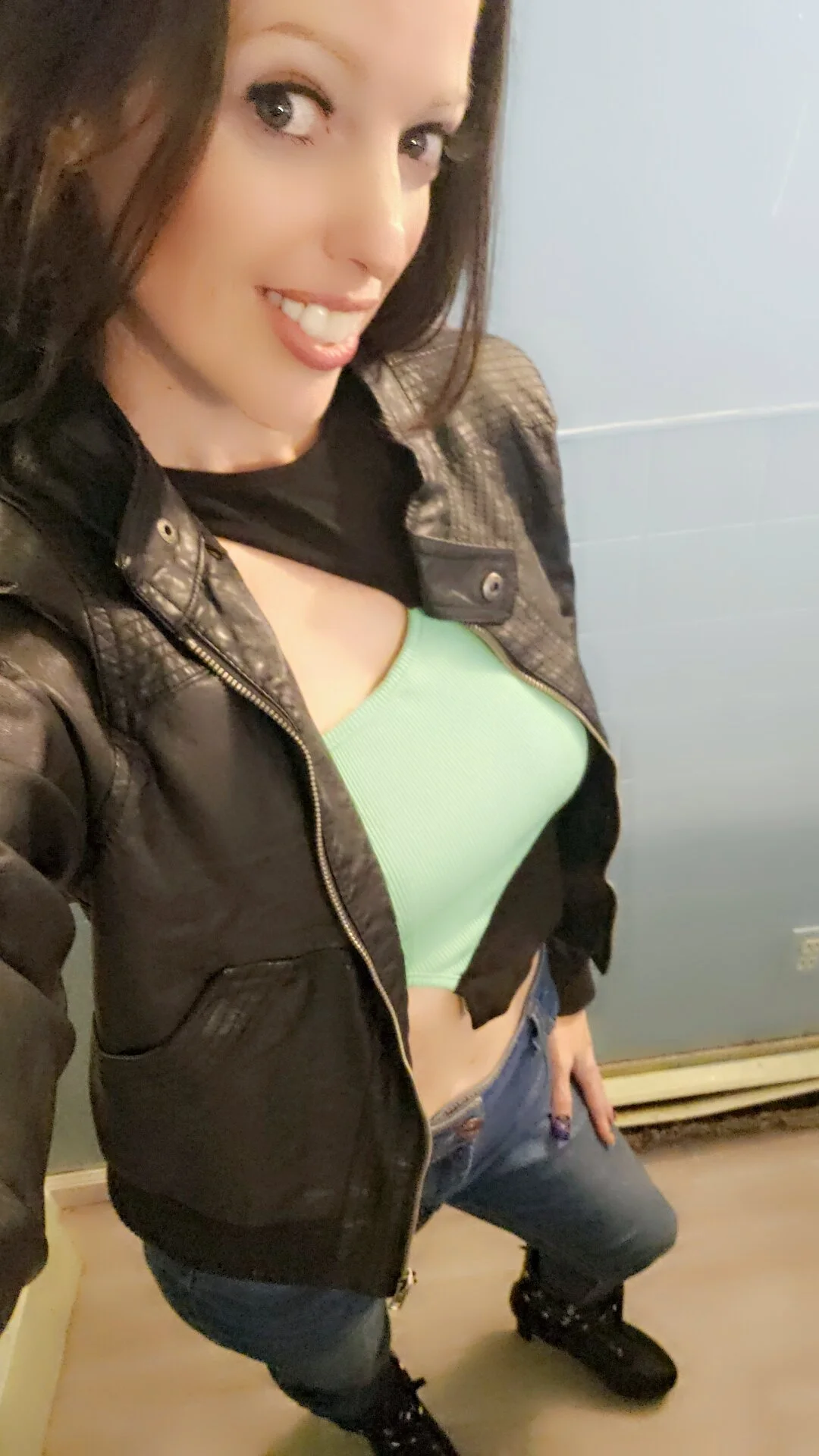 XXX Porn Photo of Nude Adrina_Drake 2