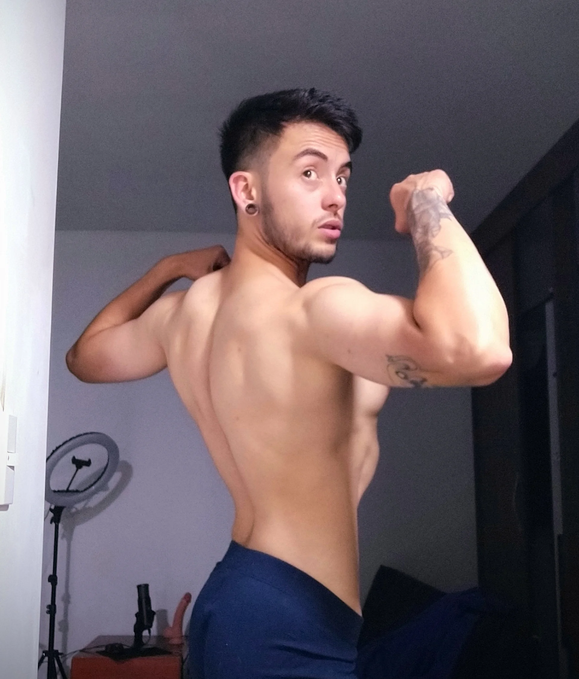 XXX Porn Photo of Nude ftm_dani 2