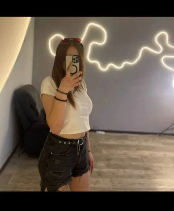 XXX Porn Photo of Nude keylas_moan 3