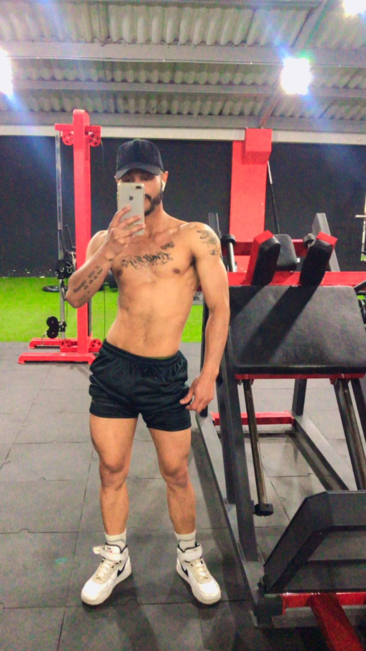 XXX Porn Photo of Nude Sebastian_lugo 16