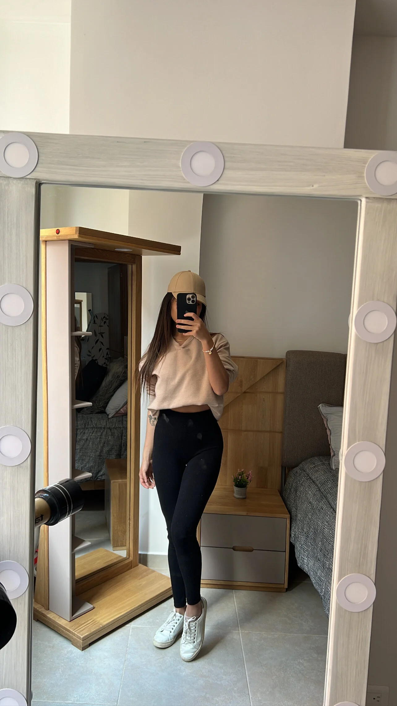 XXX Porn Photo of Nude Alexandra_ra 4