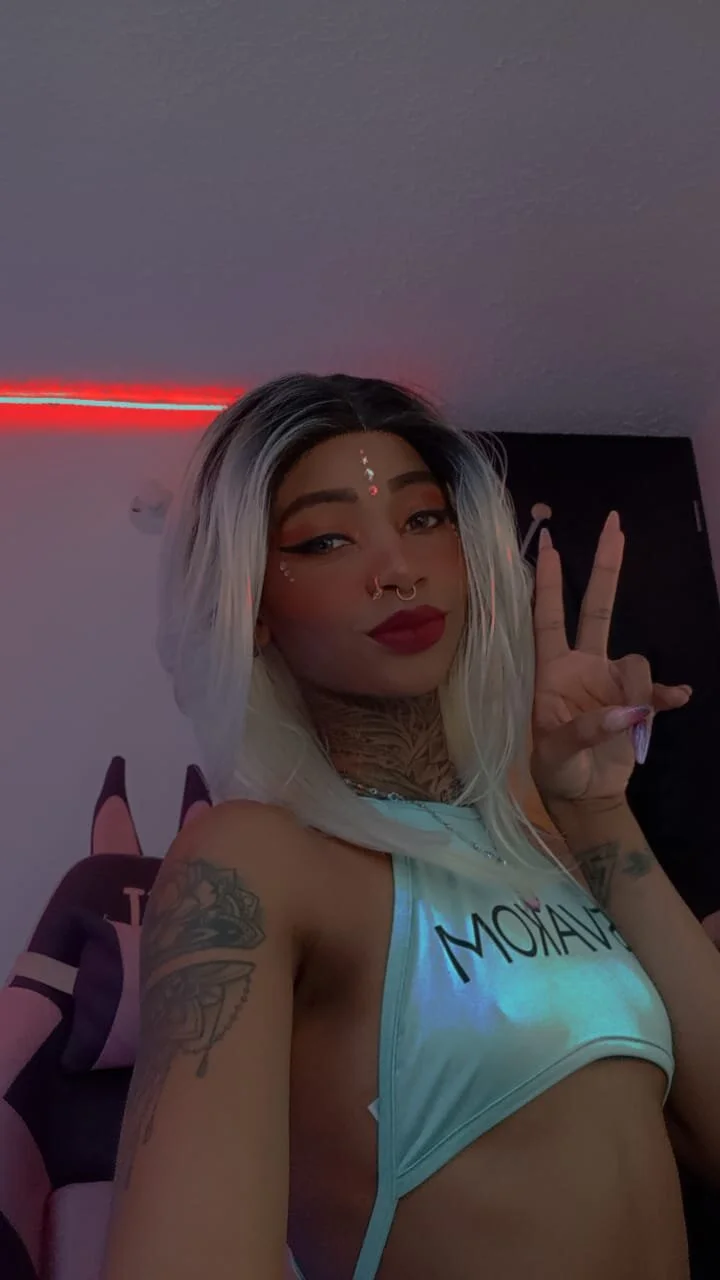 XXX Porn Photo of Nude AshantiiSweet 8
