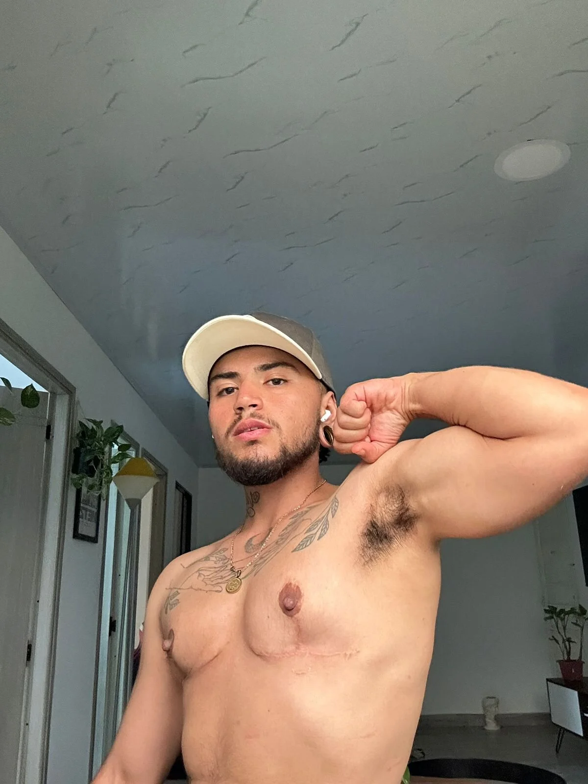 XXX Porn Photo of Nude ftmphilip_ 30