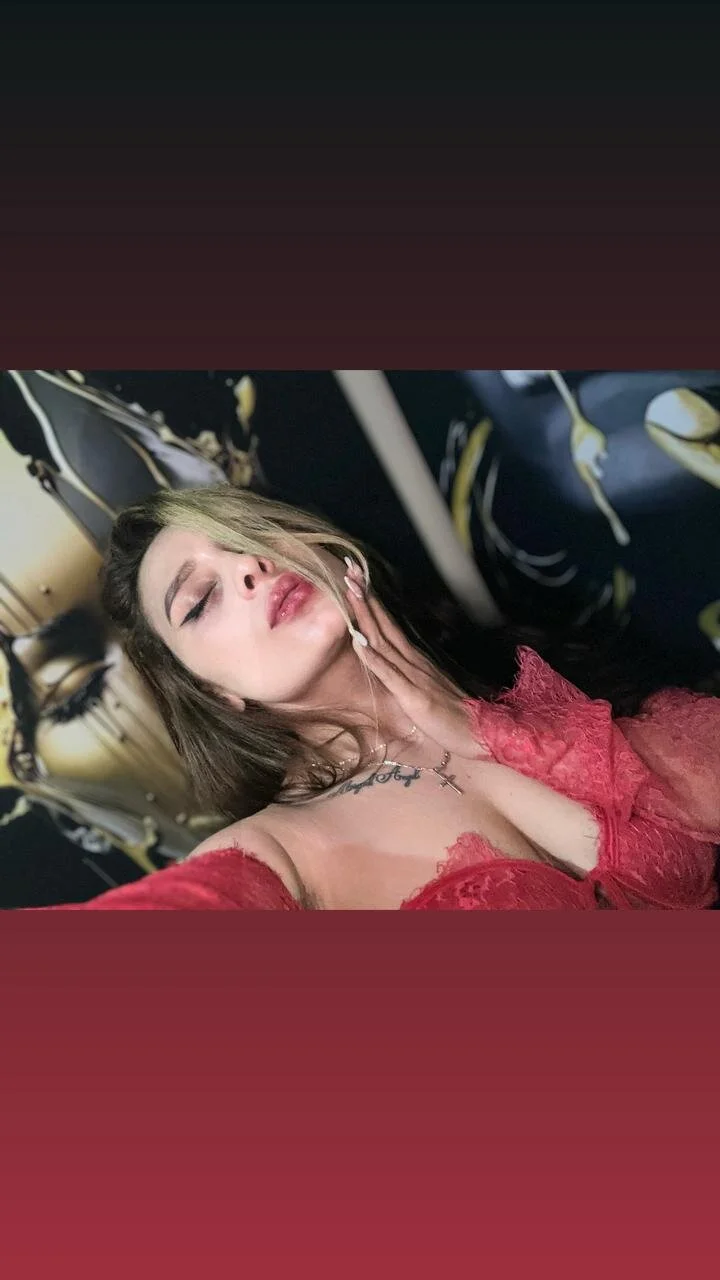 XXX Porn Photo of Nude Luna_monroe_ 64
