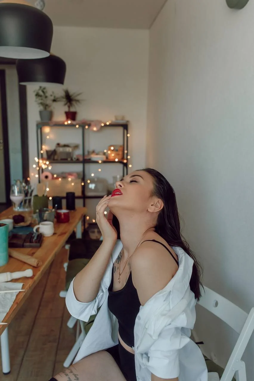 XXX Porn Photo of Nude Just_Scarlet_ 4