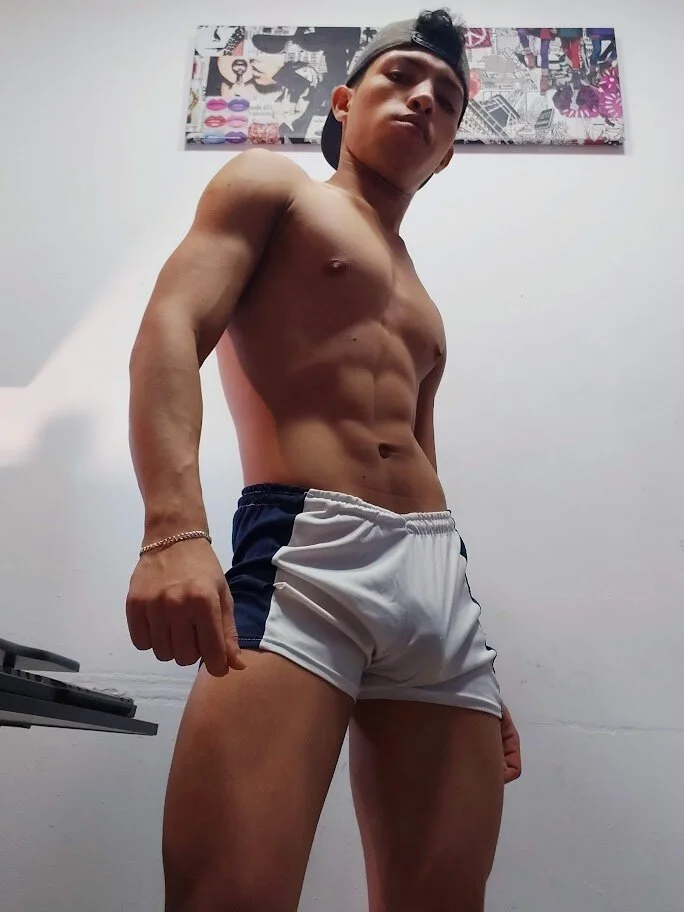 XXX Porn Photo of Nude littleyork 16