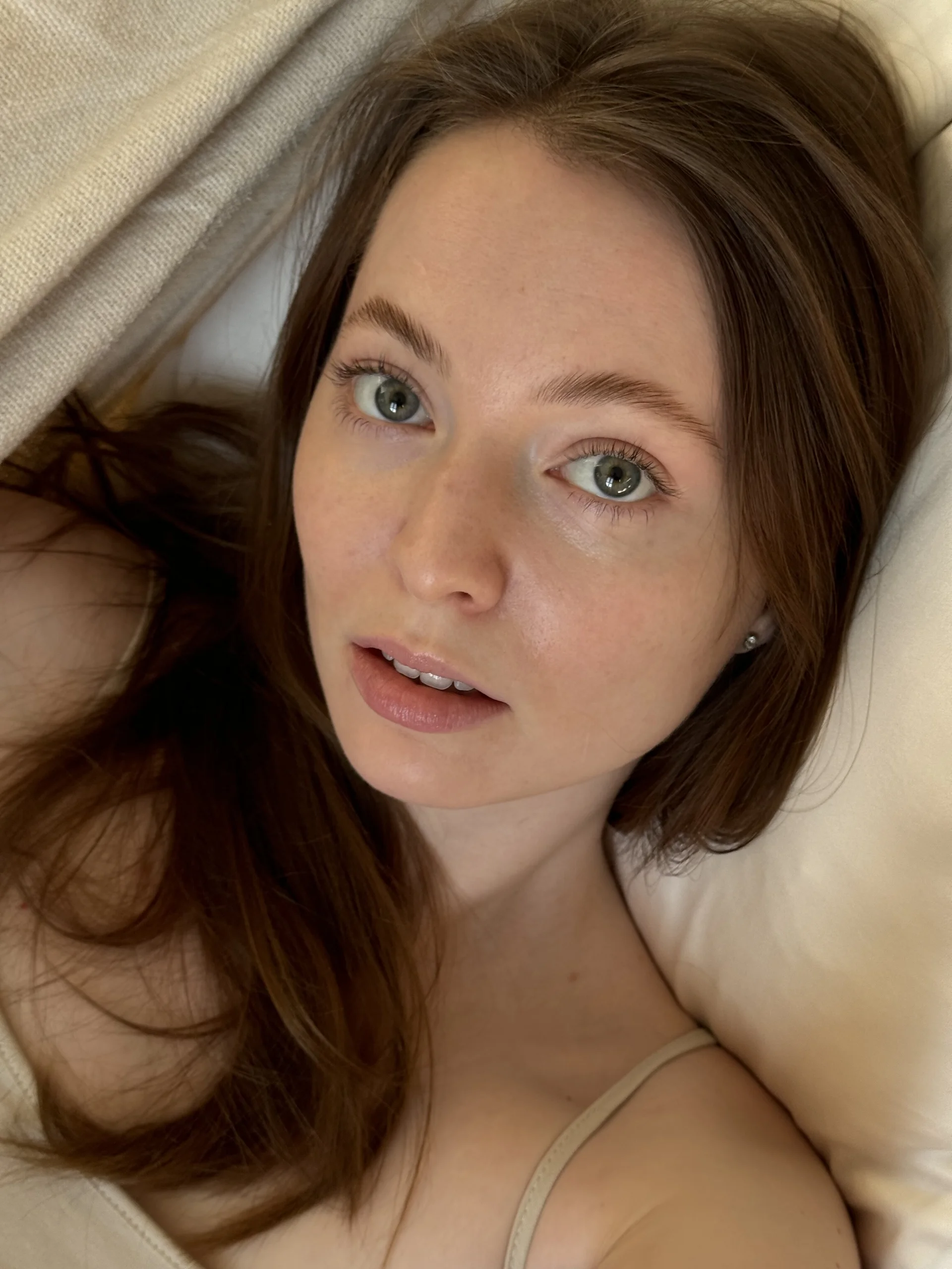 XXX Porn Photo of Nude moan_elisa 1