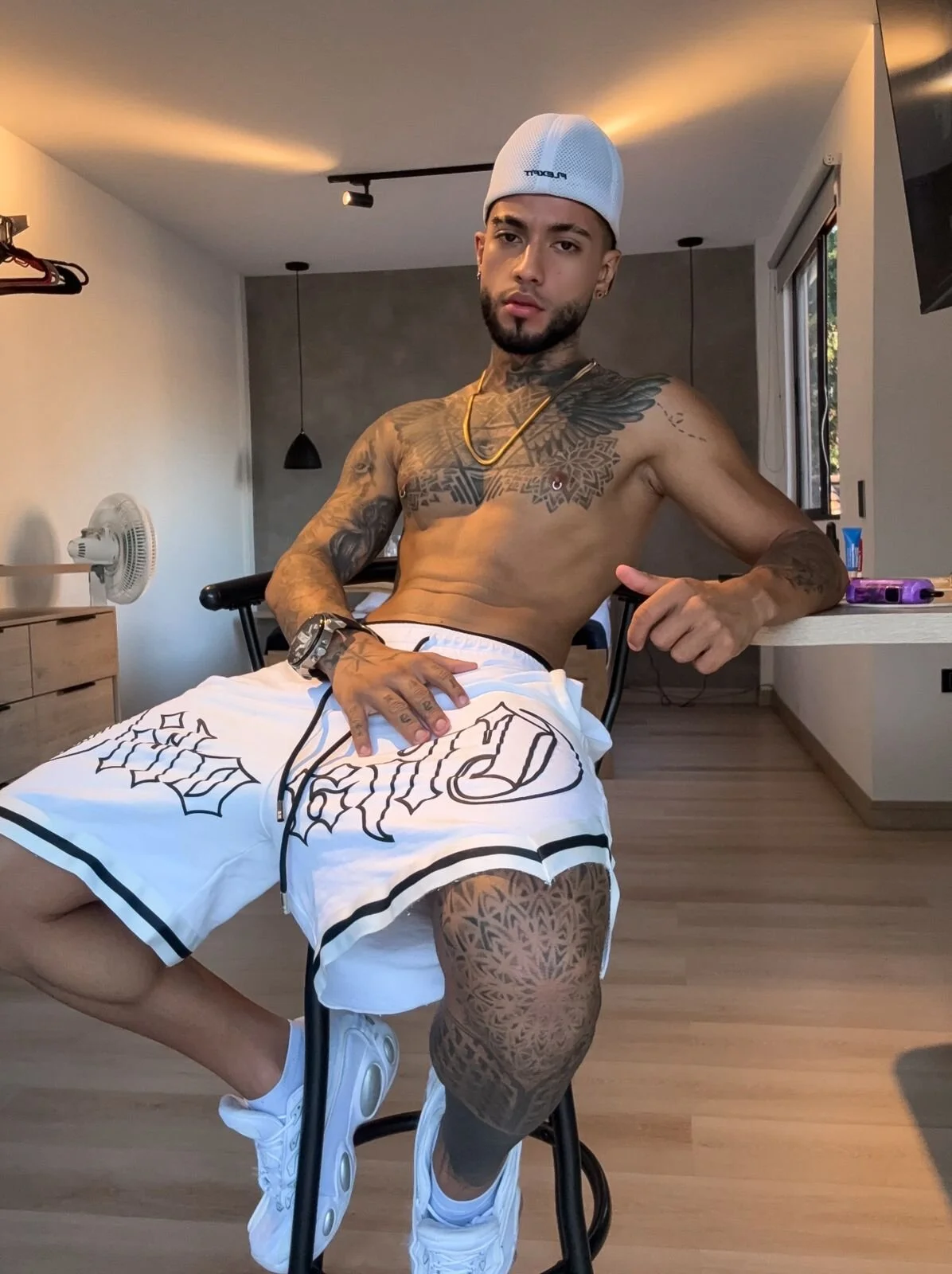 XXX Porn Photo of Nude samuel_boy_tatoo 33