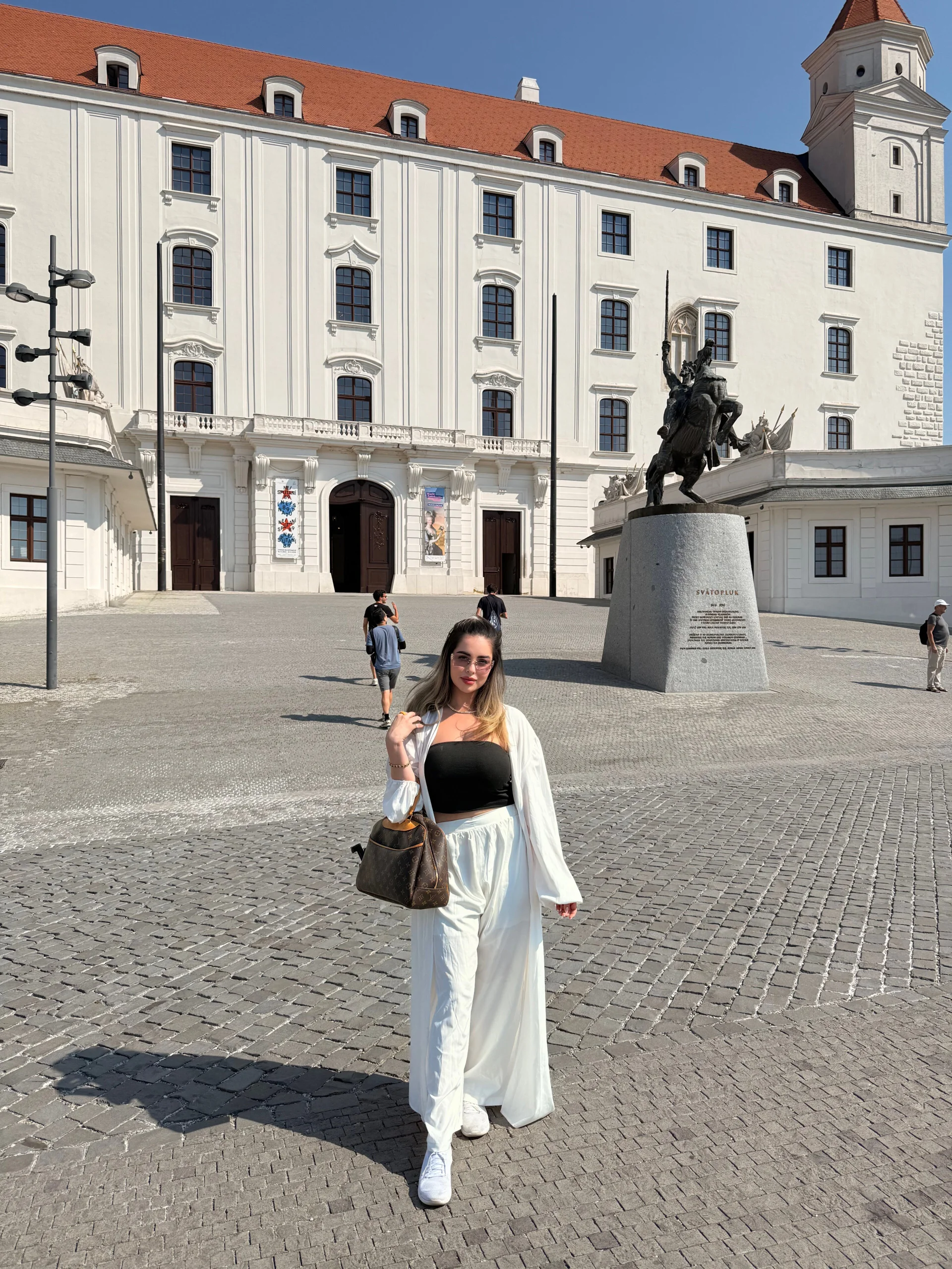 XXX Porn Photo of Nude Alirawrz 356