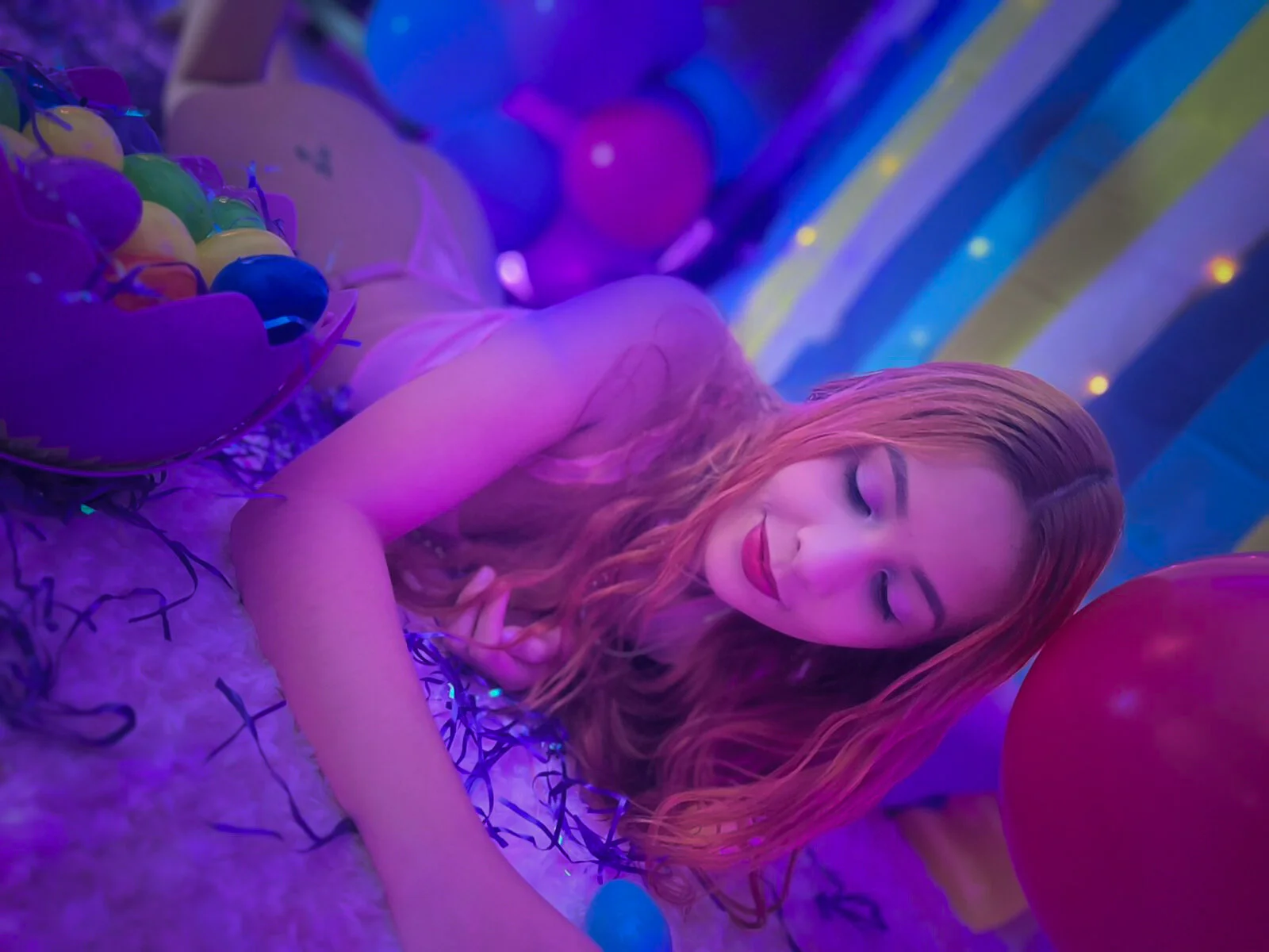 XXX Porn Photo of Nude Paris_Petit 154