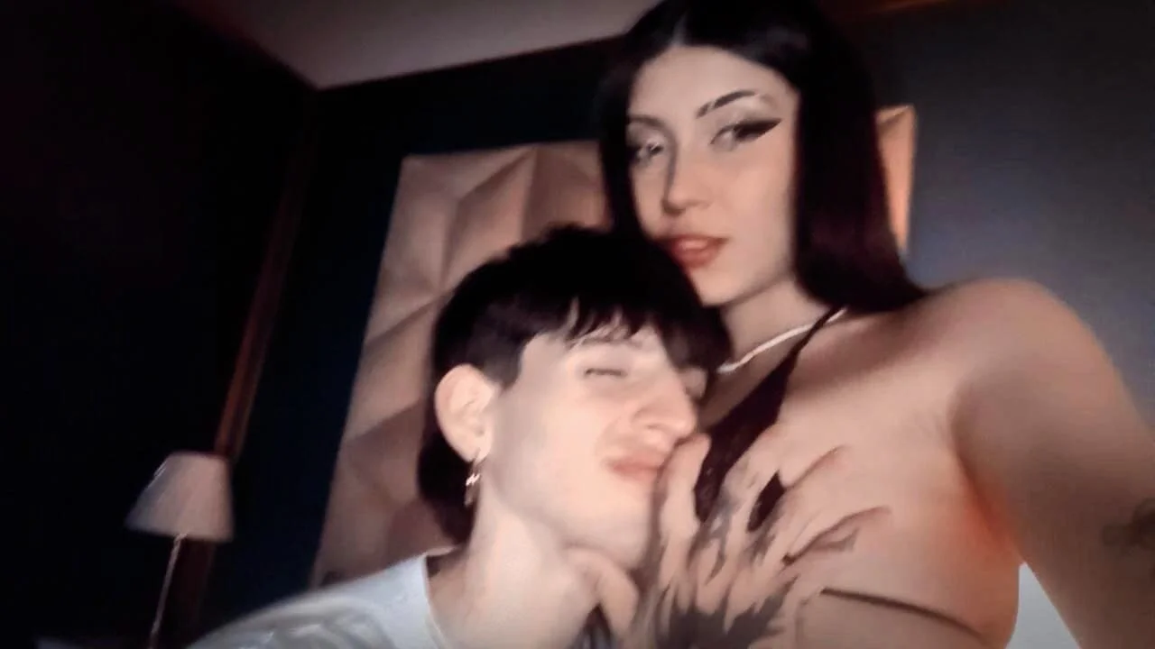 XXX Porn Photo of Nude sett_and_gwen 8