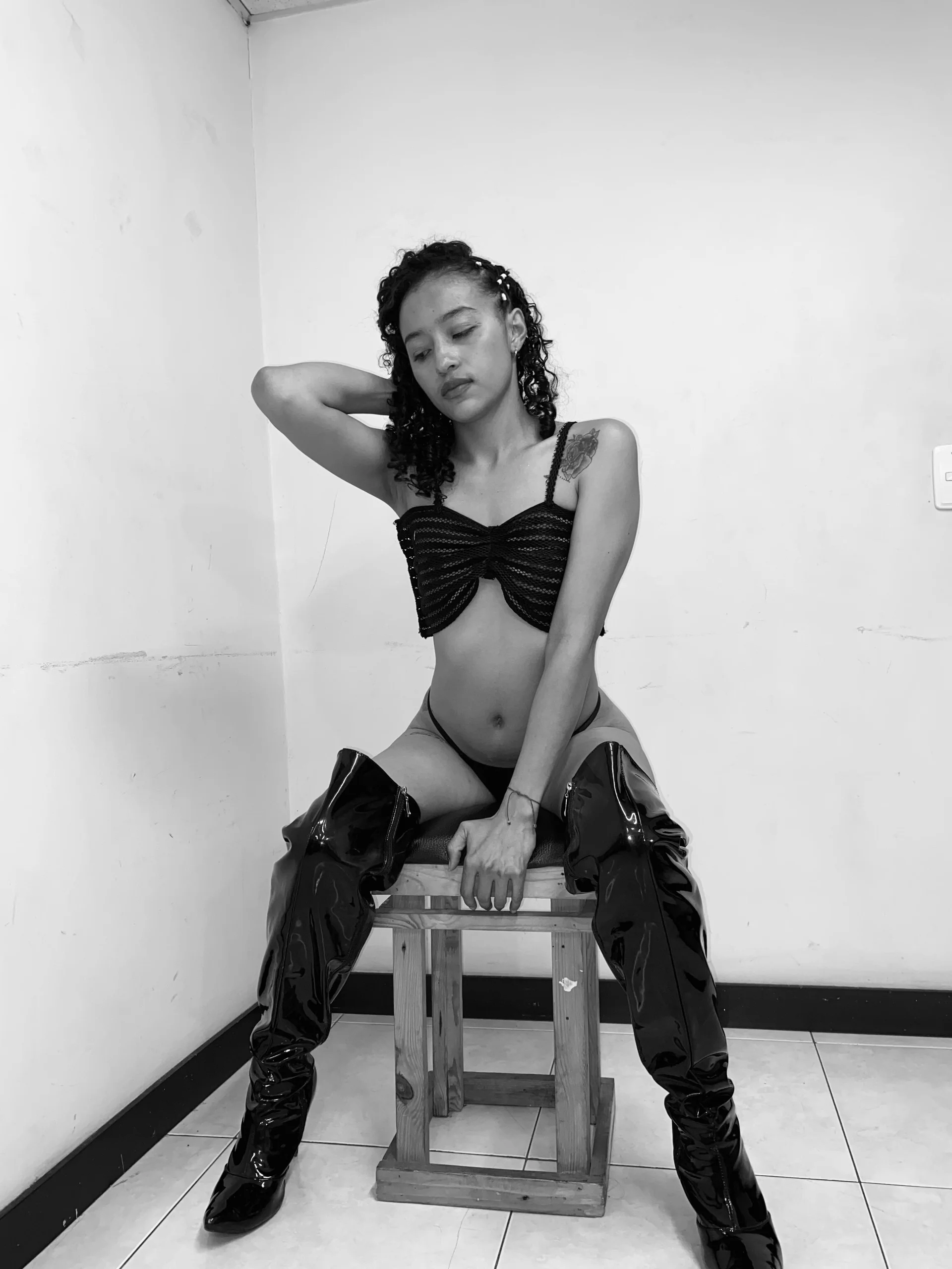 XXX Porn Photo of Nude AntonelaBlaze 11