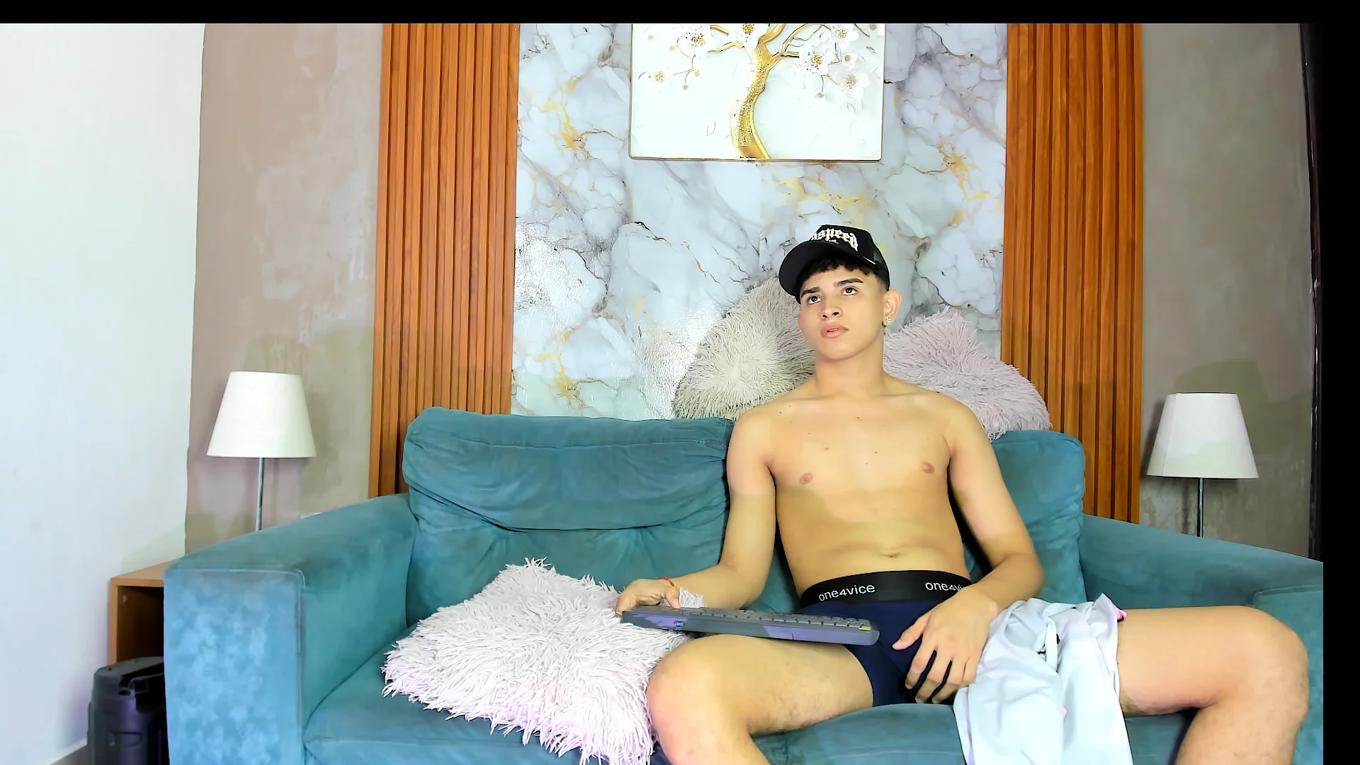 XXX Porn Photo of Nude GOLDEN_BOSS 13