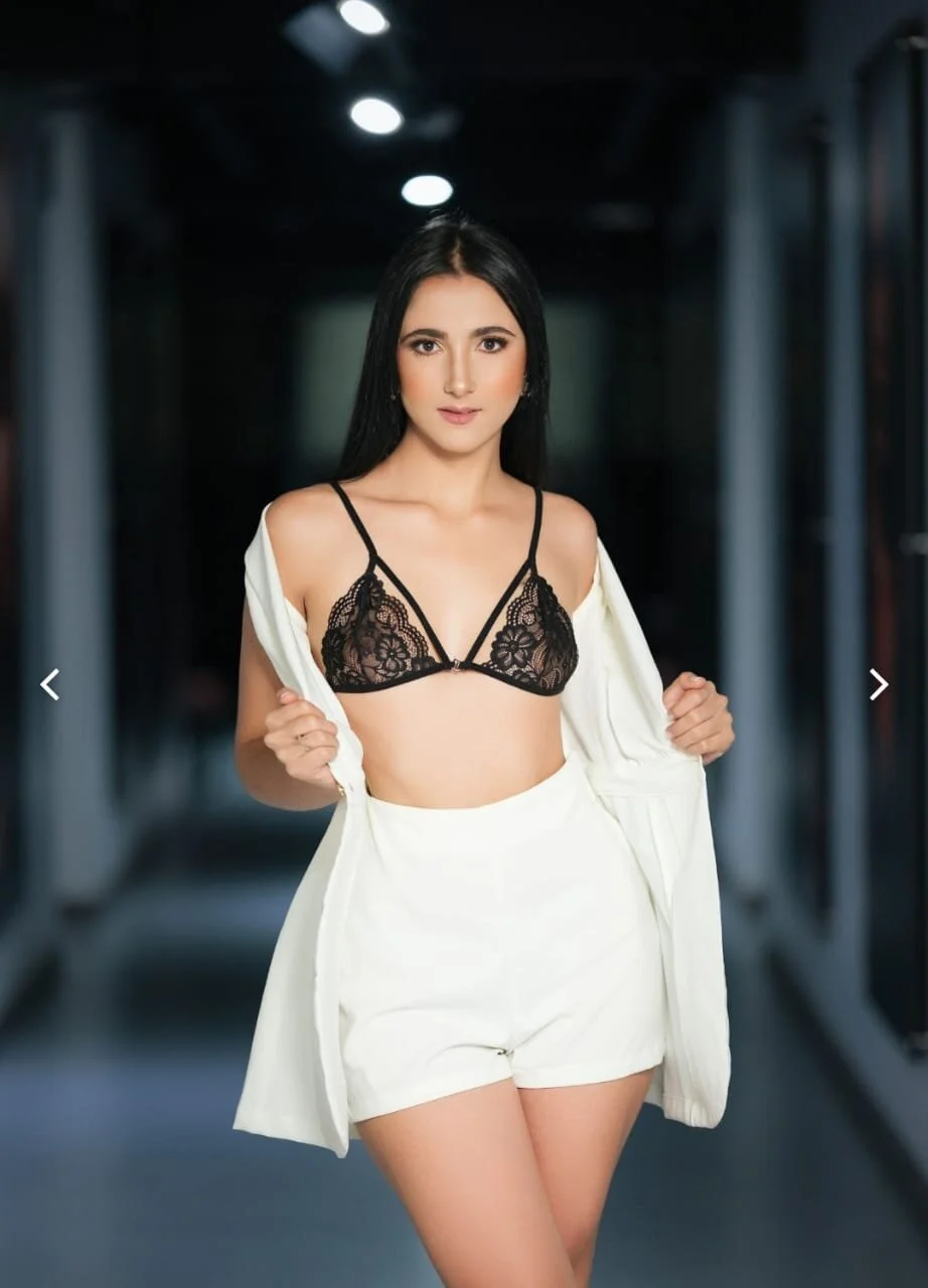 XXX Porn Photo of Nude naomi_rossee 2