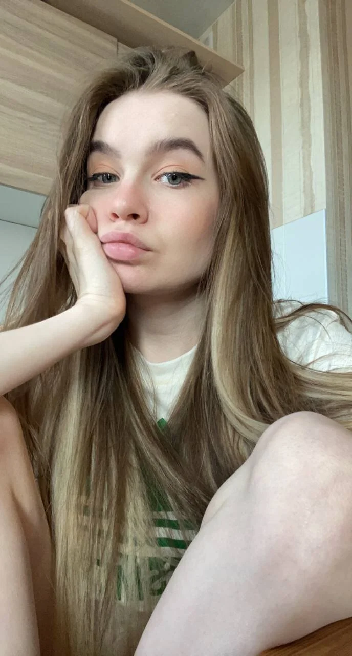 XXX Porn Photo of Nude Virtual_Girll 2