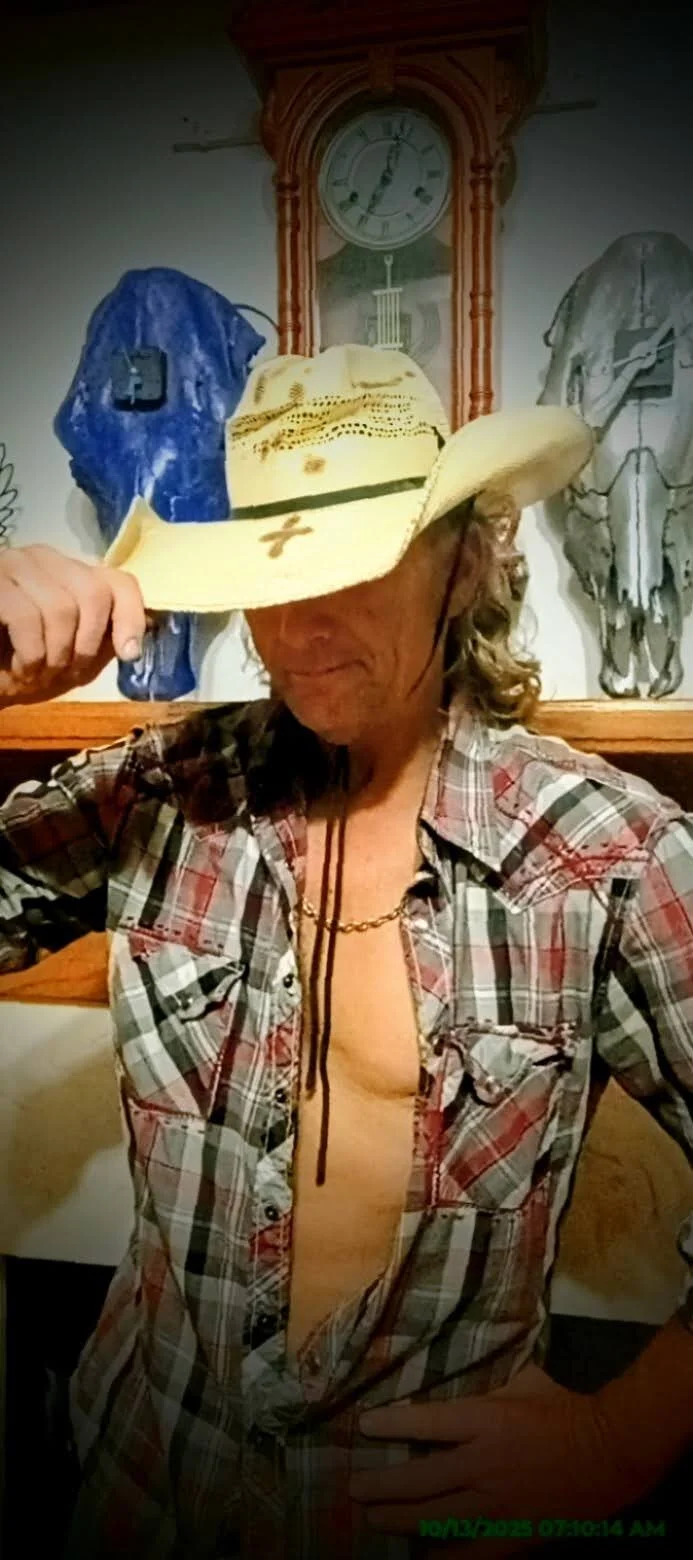 XXX Porn Photo of Nude imacowboybaby 1