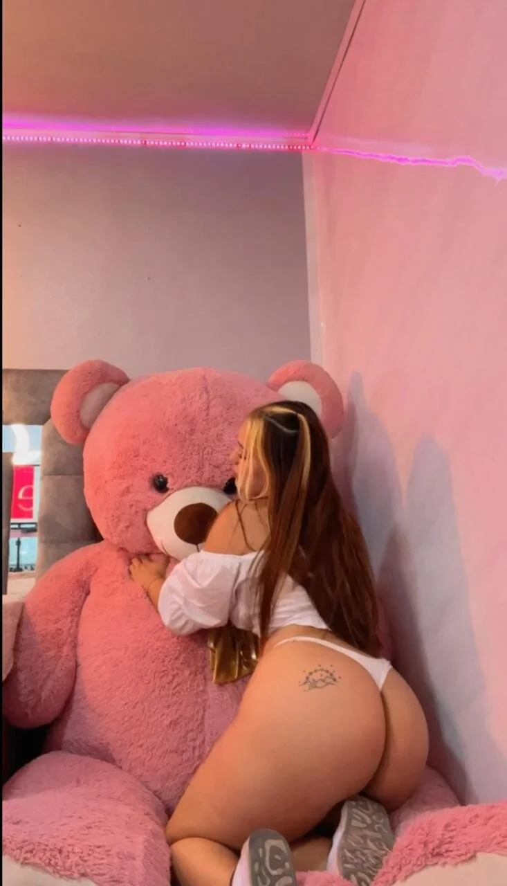 XXX Porn Photo of Nude Paris09_v_ 1