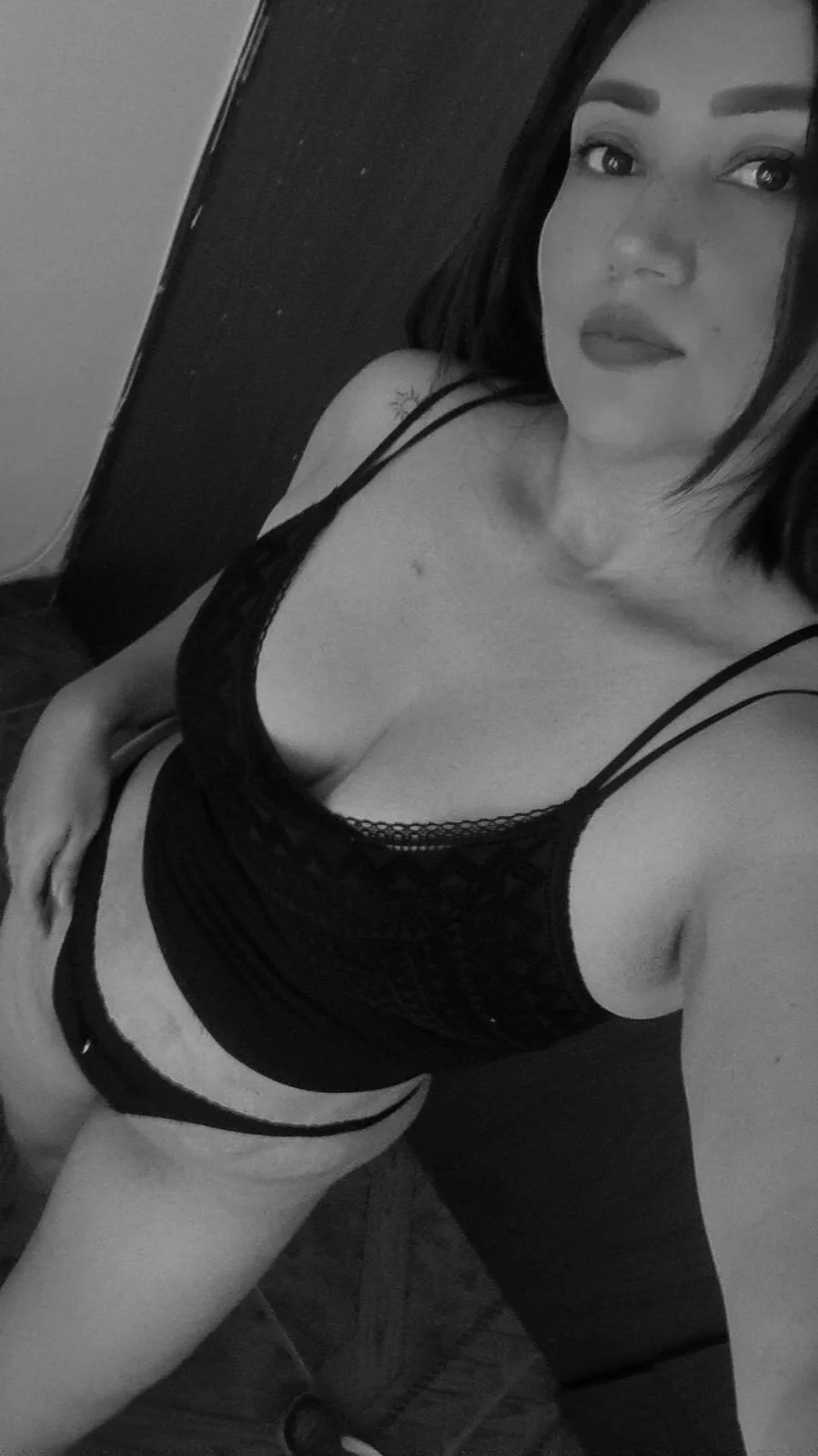 XXX Porn Photo of Nude victoria_bourne 2