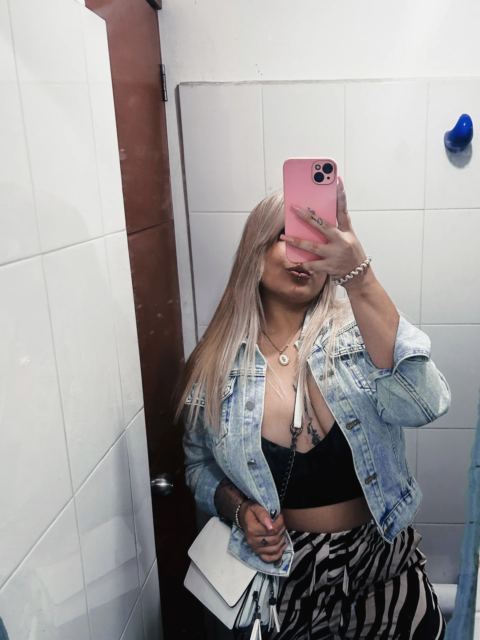 XXX Porn Photo of Nude _Ninasanz 1