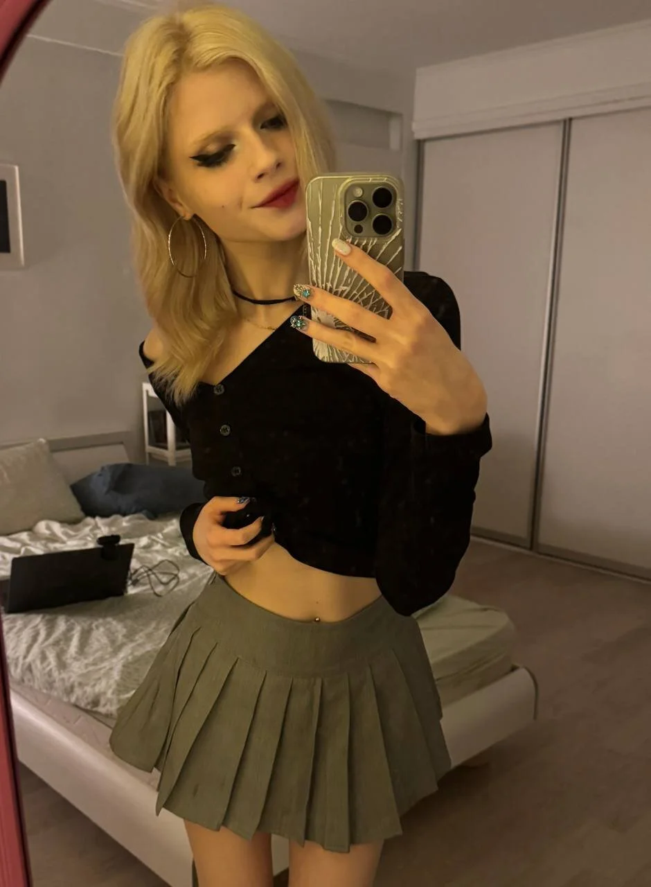 XXX Porn Photo of Nude bunnyirisluv 20