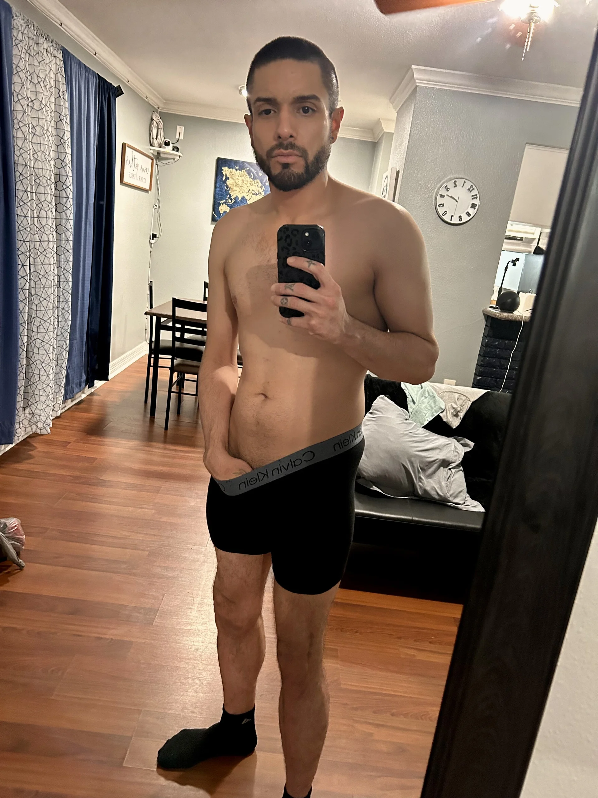 XXX Porn Photo of Nude DerekPerez2025 3