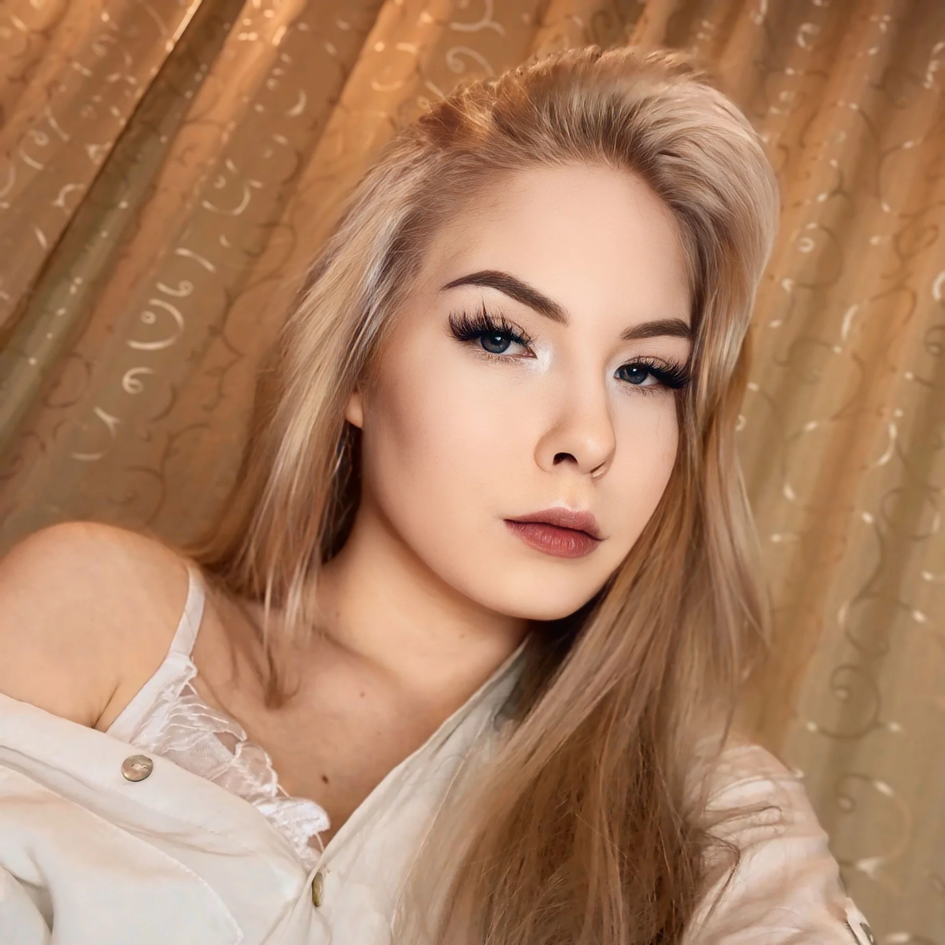 XXX Porn Photo of Nude Mia_Gremorys 6