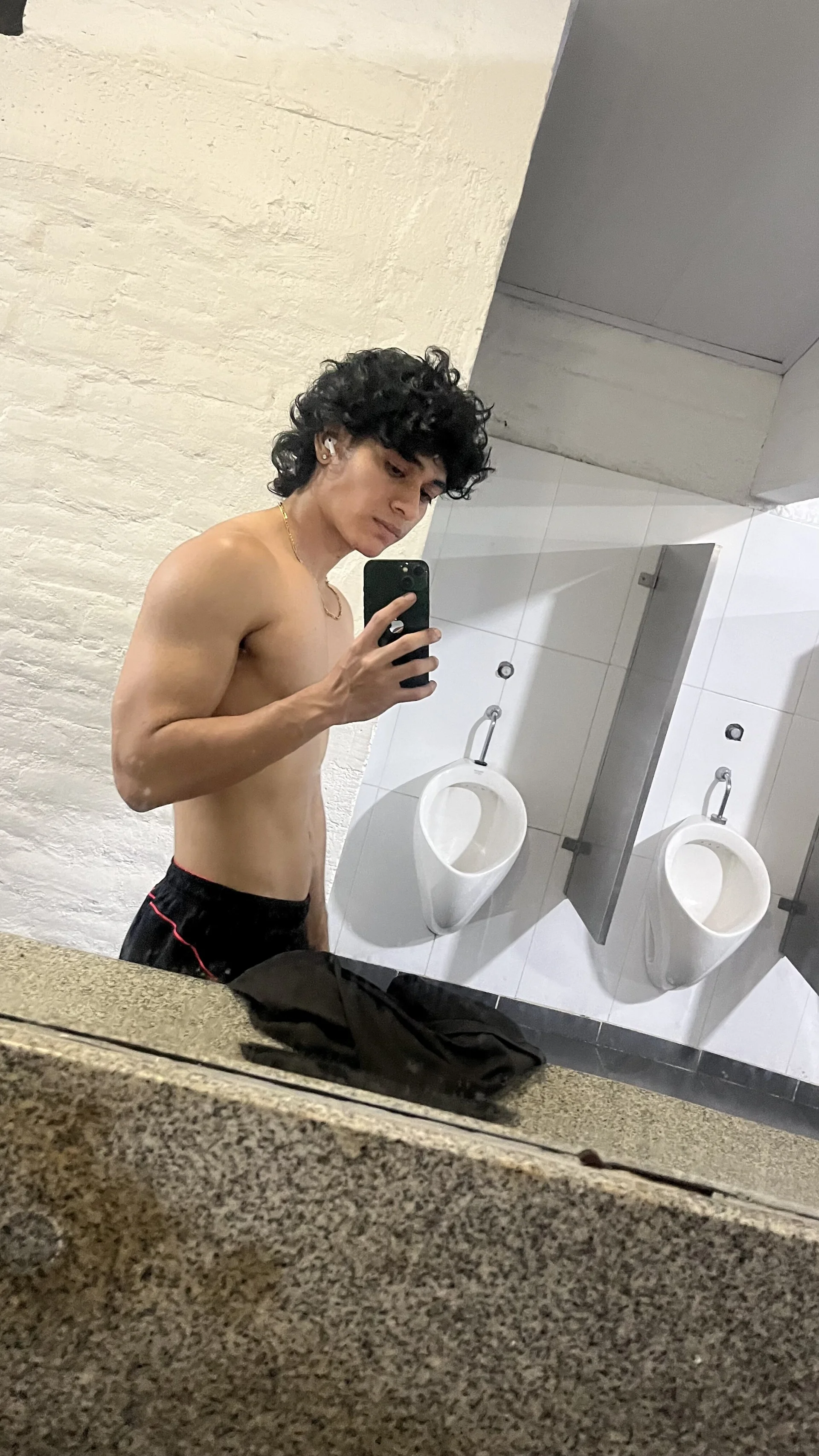 XXX Porn Photo of Nude IronLatino 12