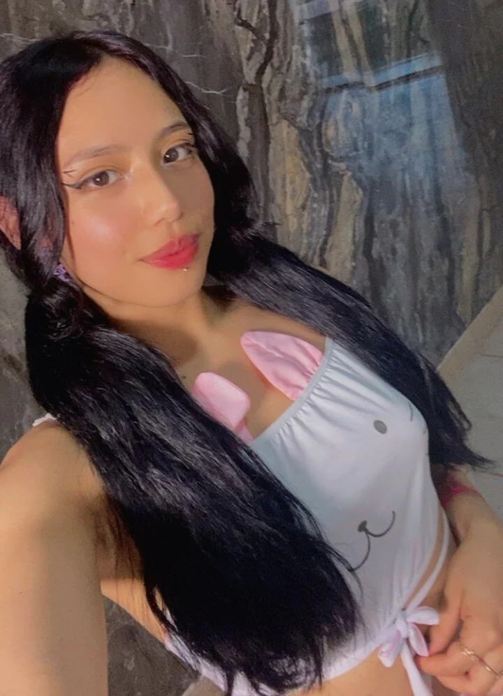 XXX Porn Photo of Nude Abrilmirren 25