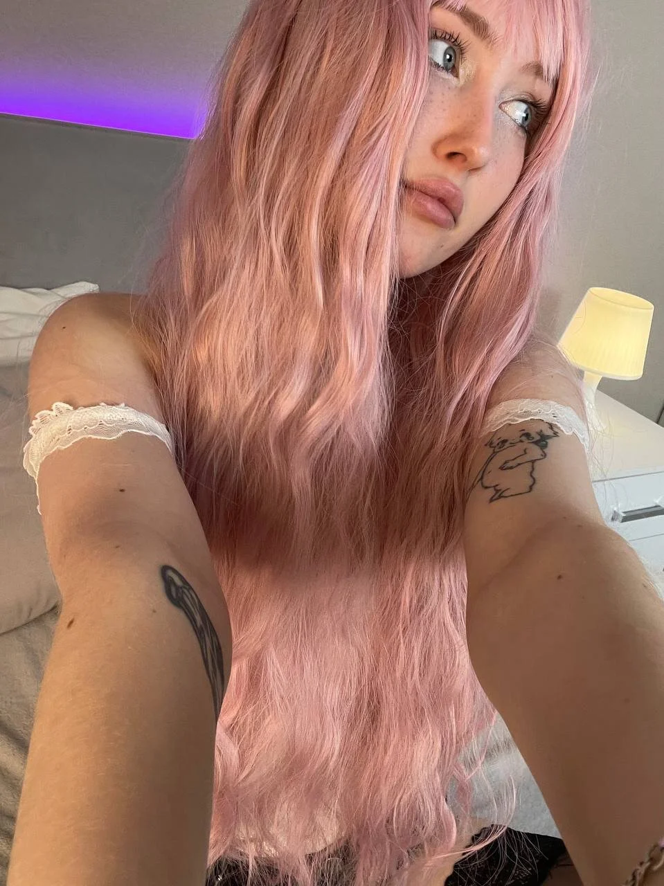 XXX Porn Photo of Nude MarianeSun 24