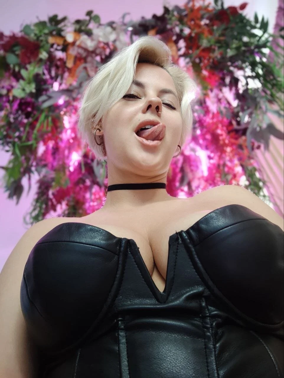 XXX Porn Photo of Nude Lady_AliBi 14