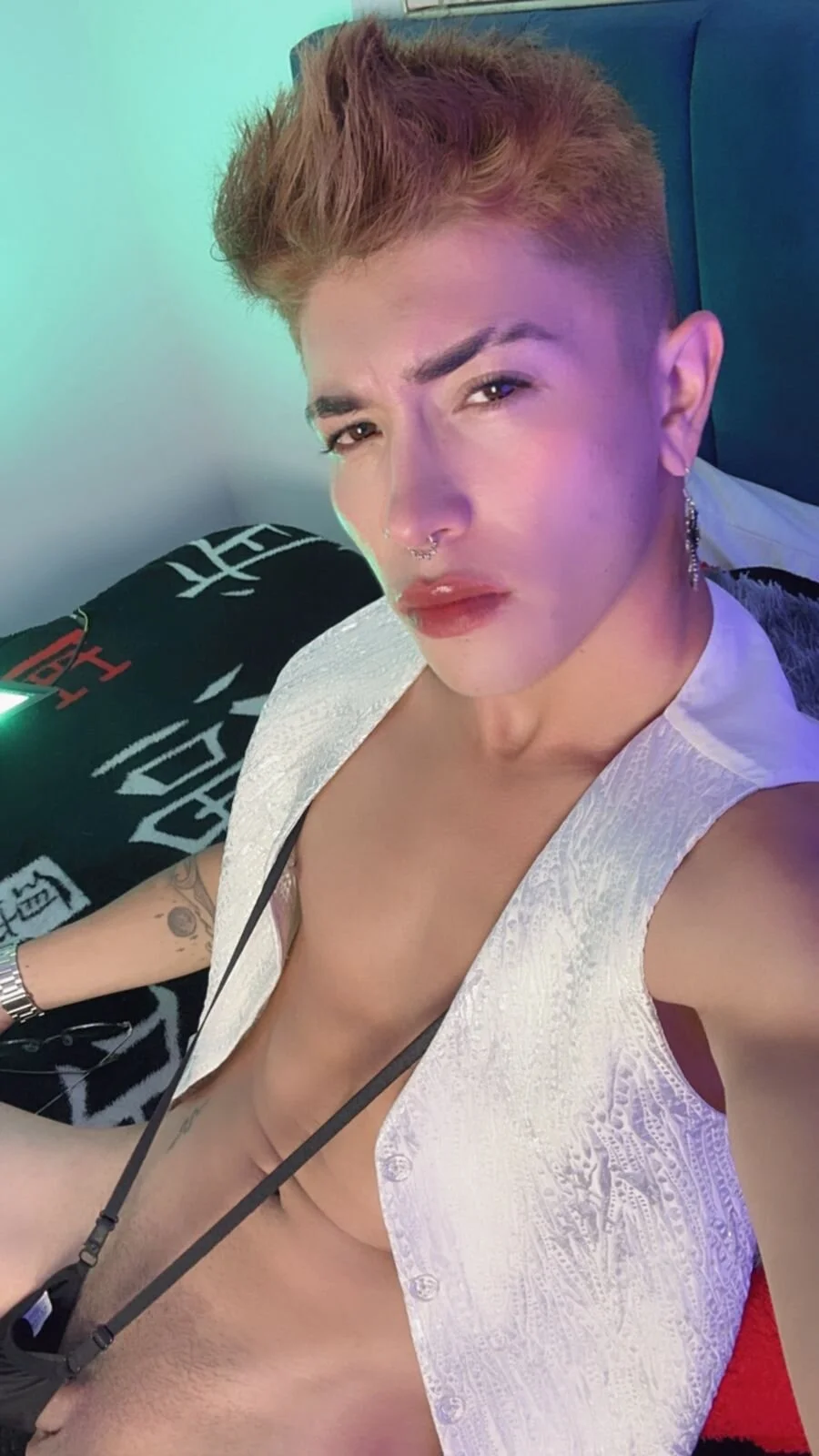 XXX Porn Photo of Nude noahsaint 19
