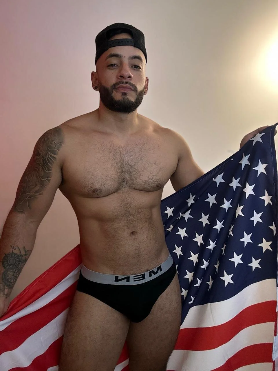 XXX Porn Photo of Nude Mike_savage3 84