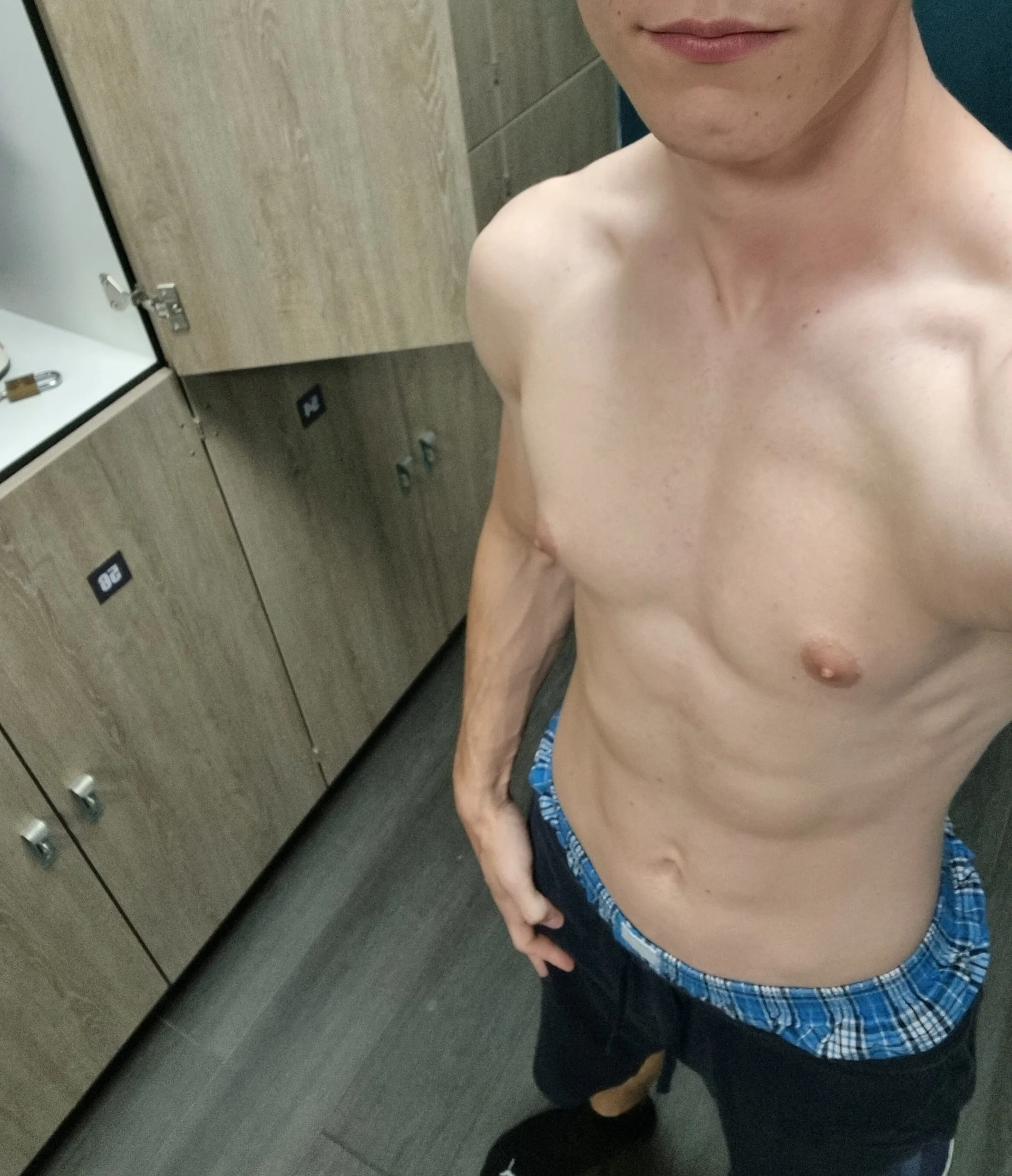XXX Porn Photo of Nude SexybodYO1 6