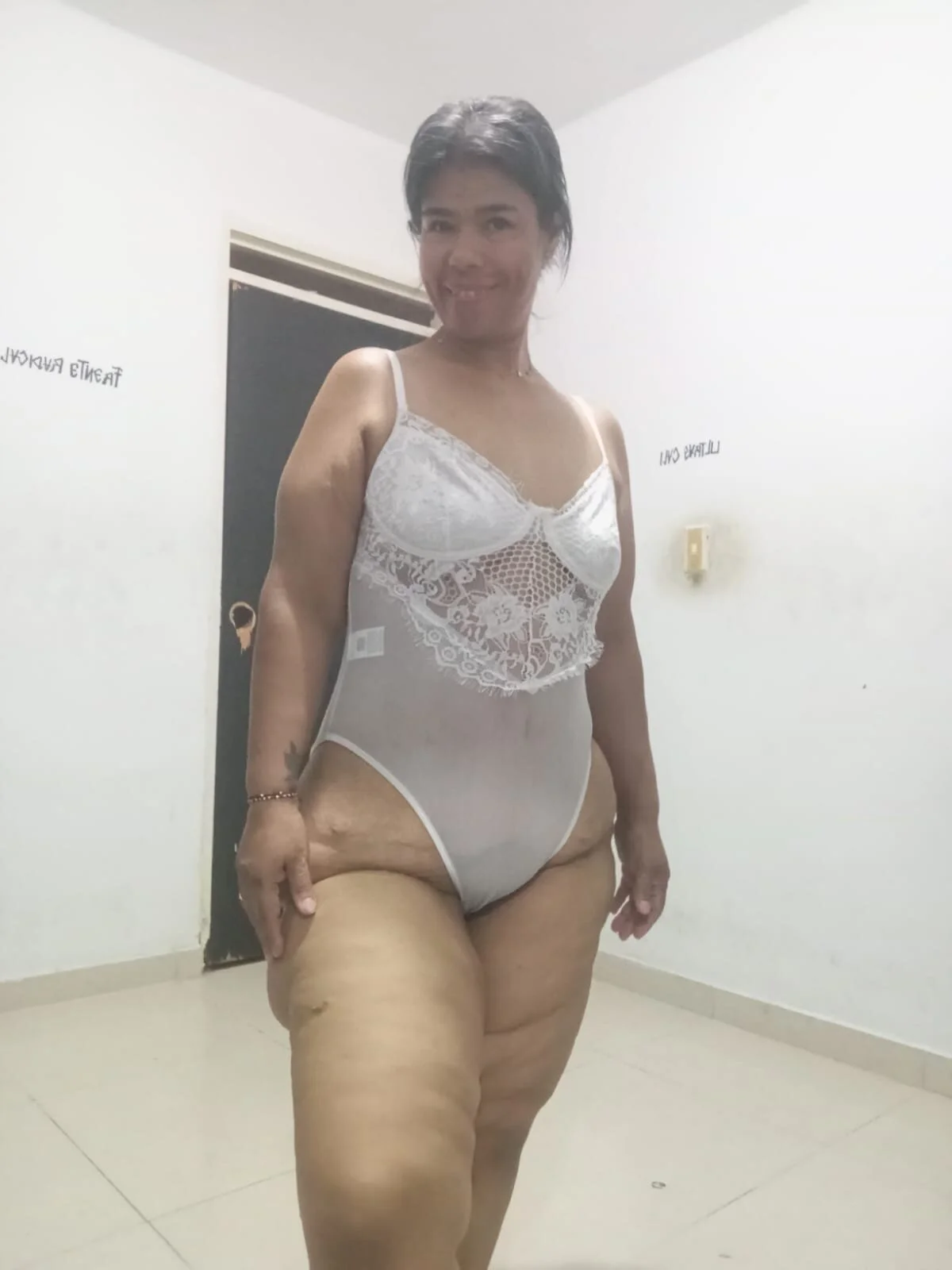 XXX Porn Photo of Nude cinderella_jackson 22