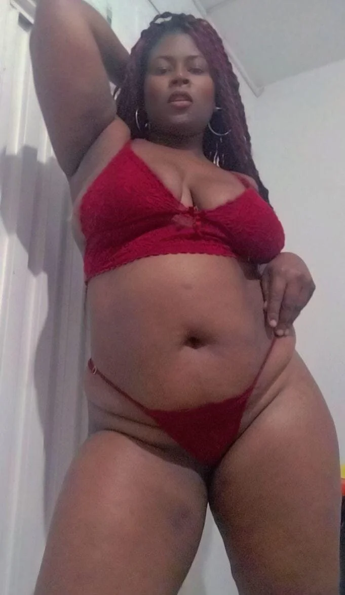 XXX Porn Photo of Nude EmaRhodes 2