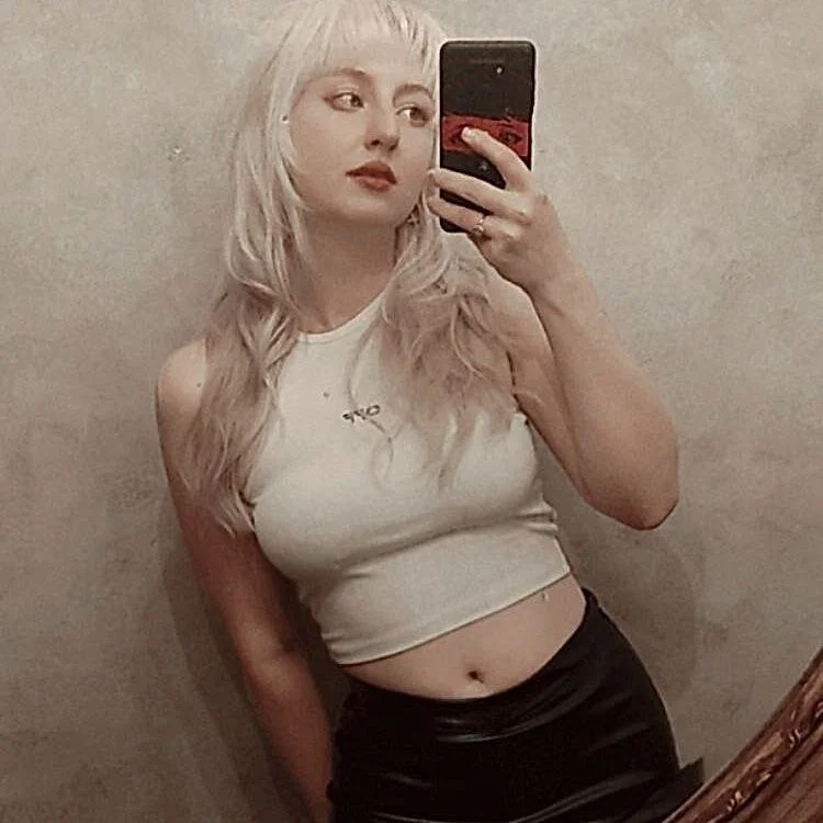 XXX Porn Photo of Nude RonnieKiss 13