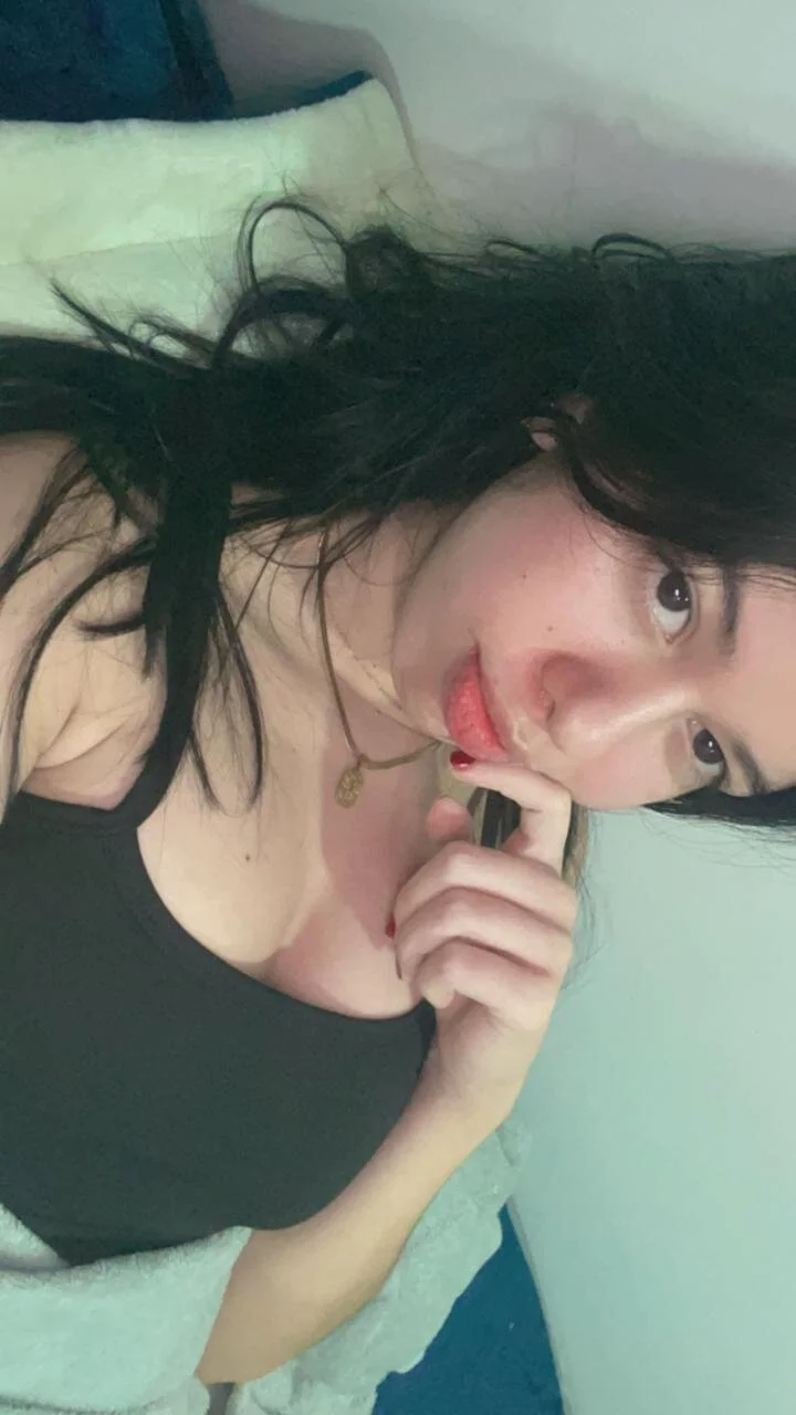 XXX Porn Photo of Nude ily_bea 3