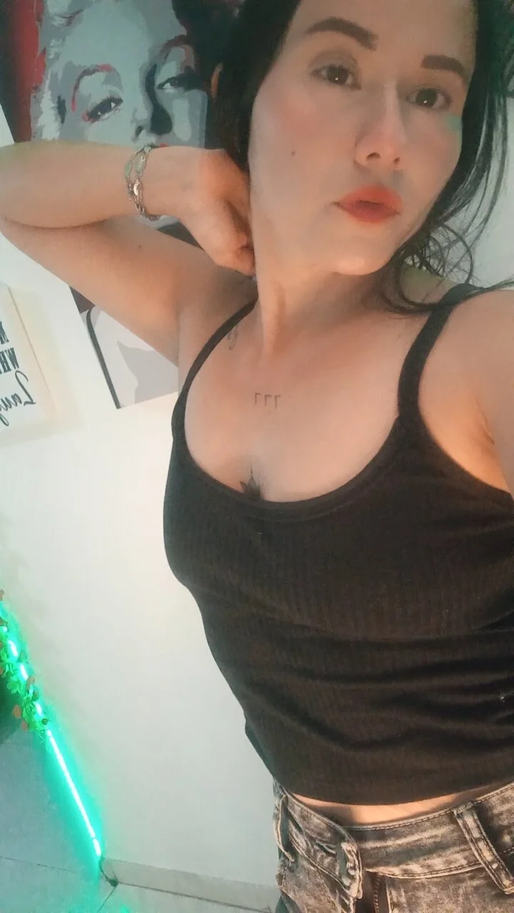XXX Porn Photo of Nude Queen_lorena 40