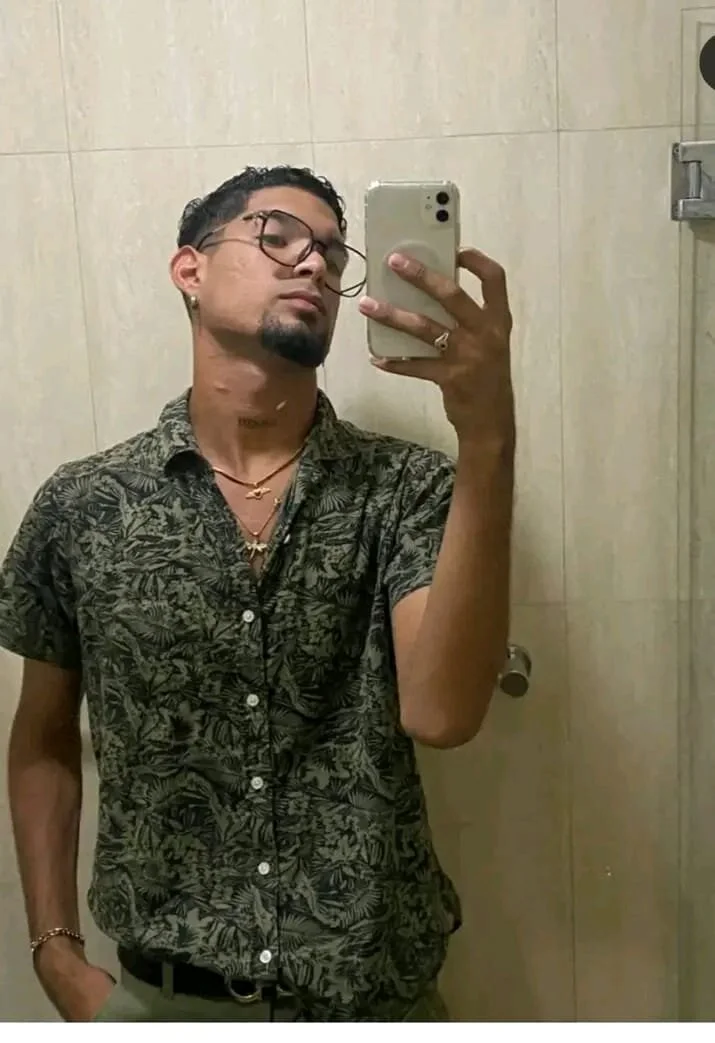 XXX Porn Photo of Nude CarlosHotVibes 9