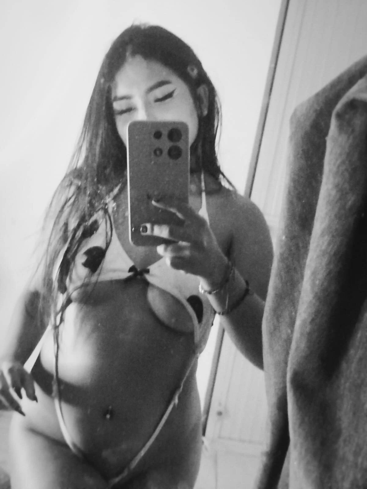 XXX Porn Photo of Nude EVAASQUIRTT 4