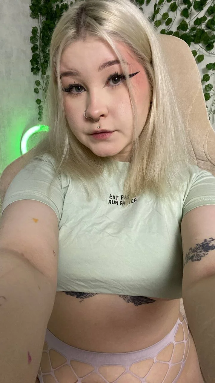 XXX Porn Photo of Nude NesThiccDuo 12