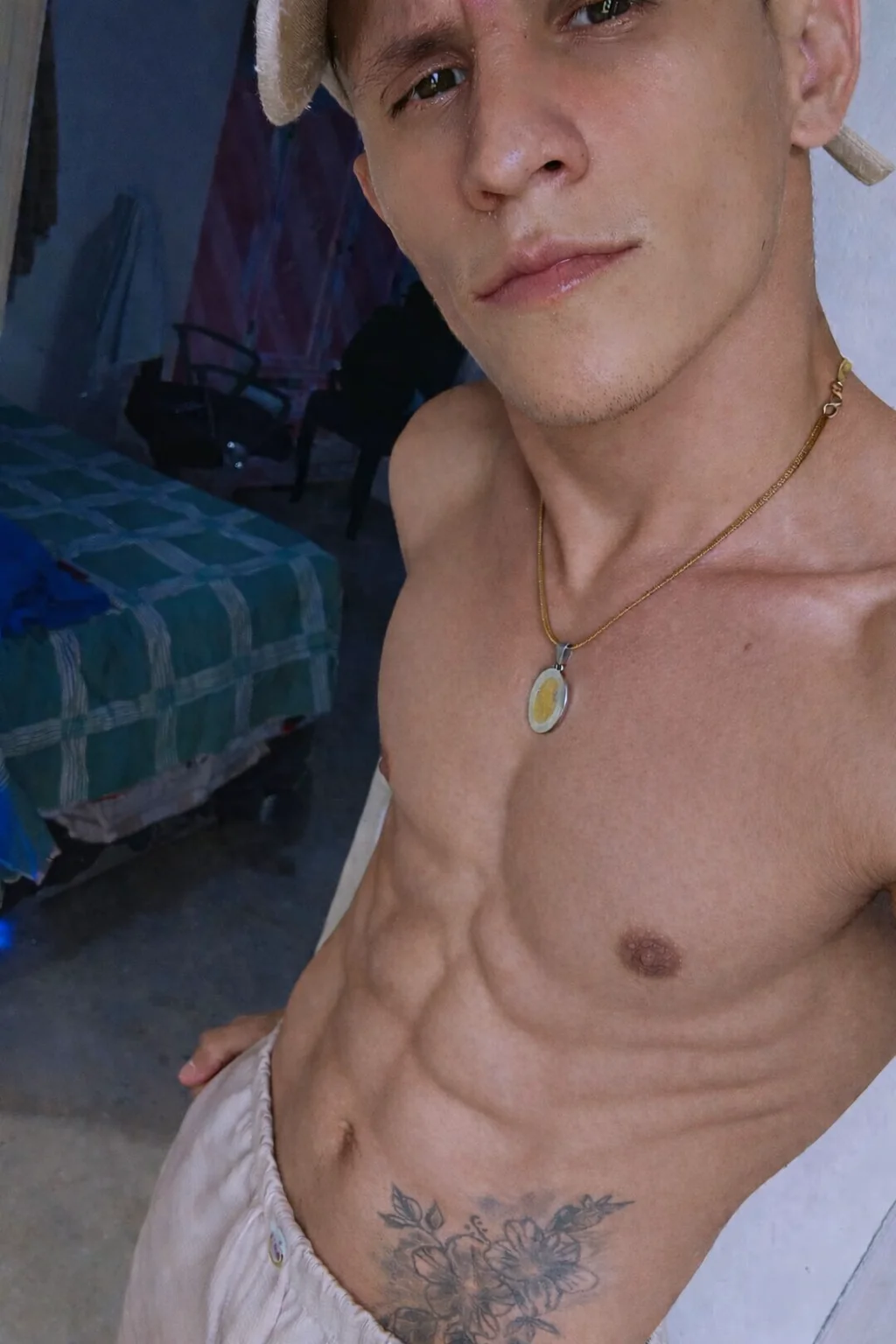 XXX Porn Photo of Nude alejandro_stone12 2