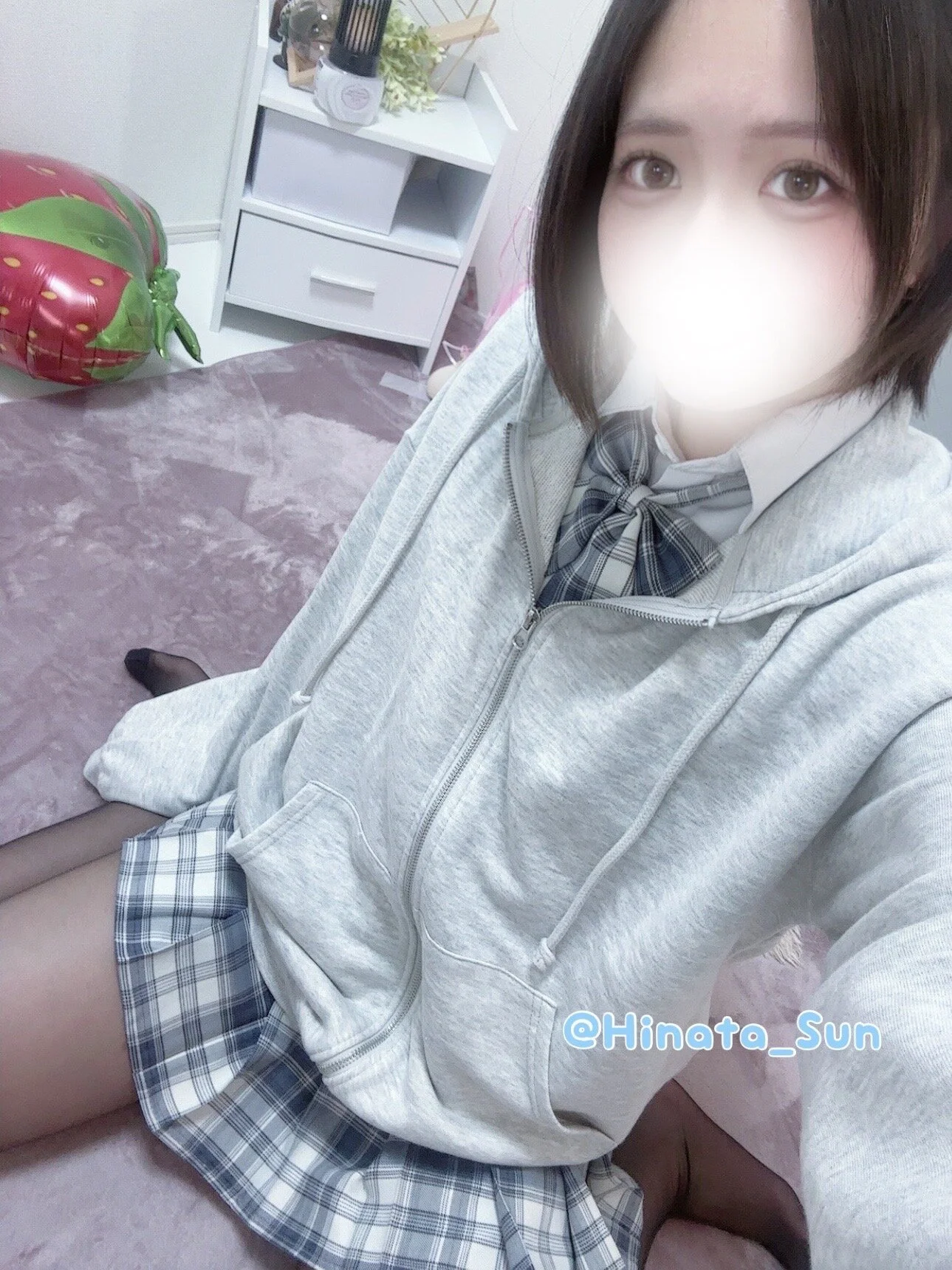 XXX Porn Photo of Nude Hinata_Sun 2