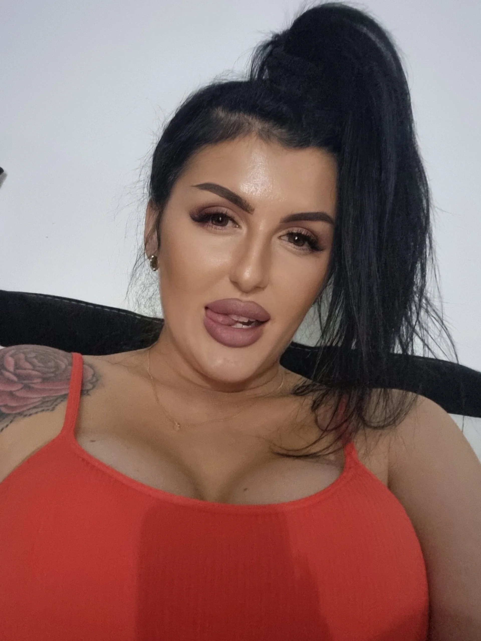 XXX Porn Photo of Nude MichelleSwanX 16