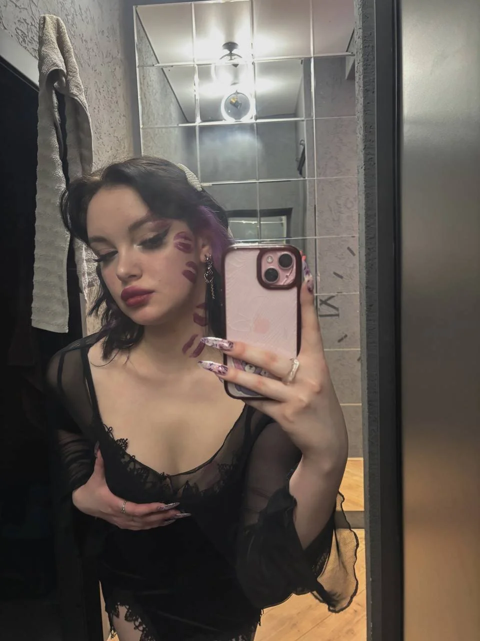 XXX Porn Photo of Nude LuxePlayGirl 7
